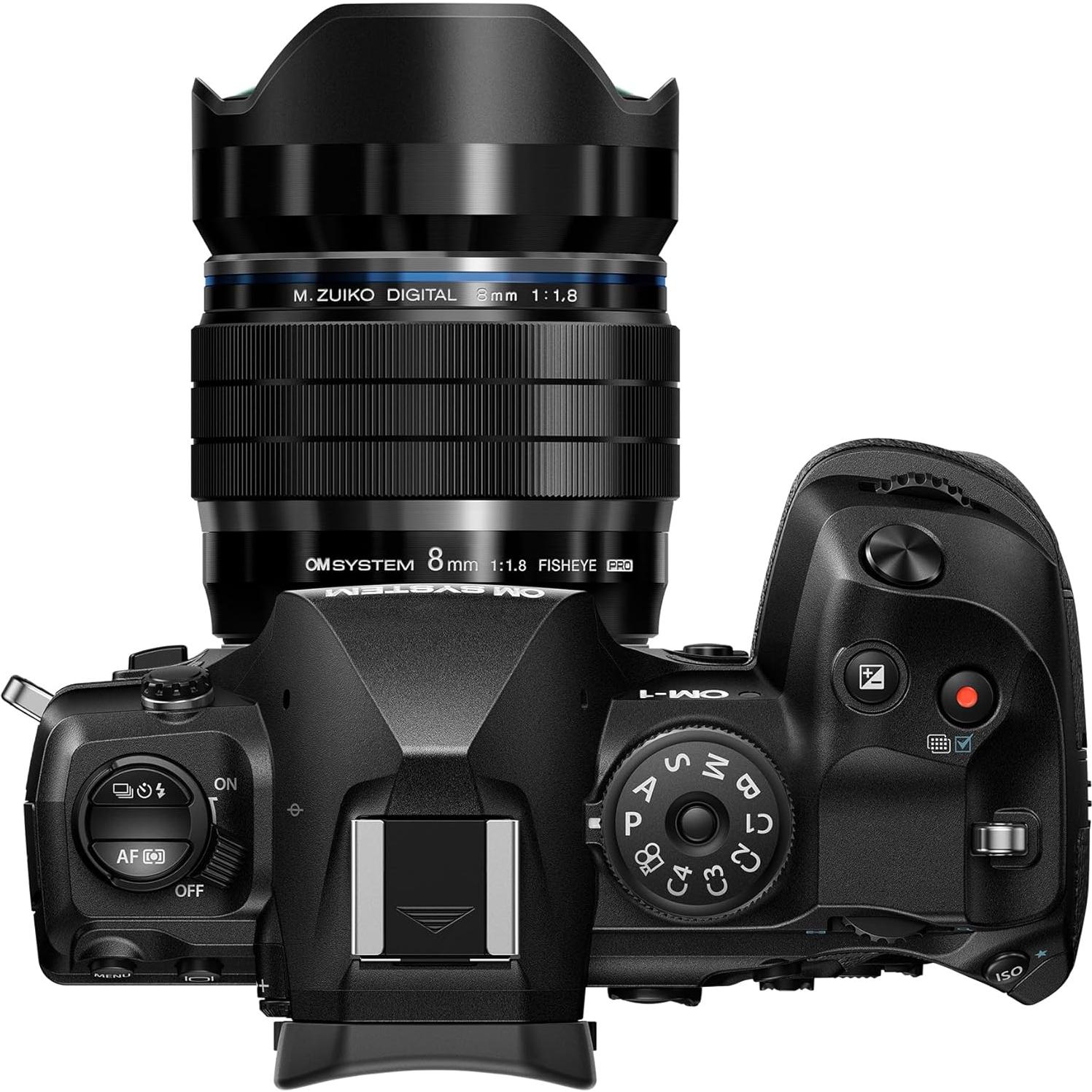 Lente Ojo de Pez OM SYSTEM M.Zuiko 8mm F1.8 PRO para MFT