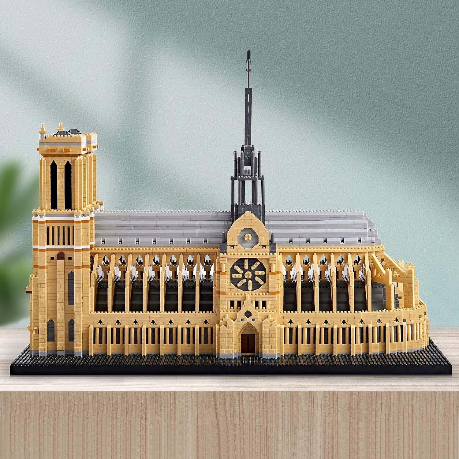 Kit de Construcción Notre Dame KLEMi 7380 Piezas Detalle
