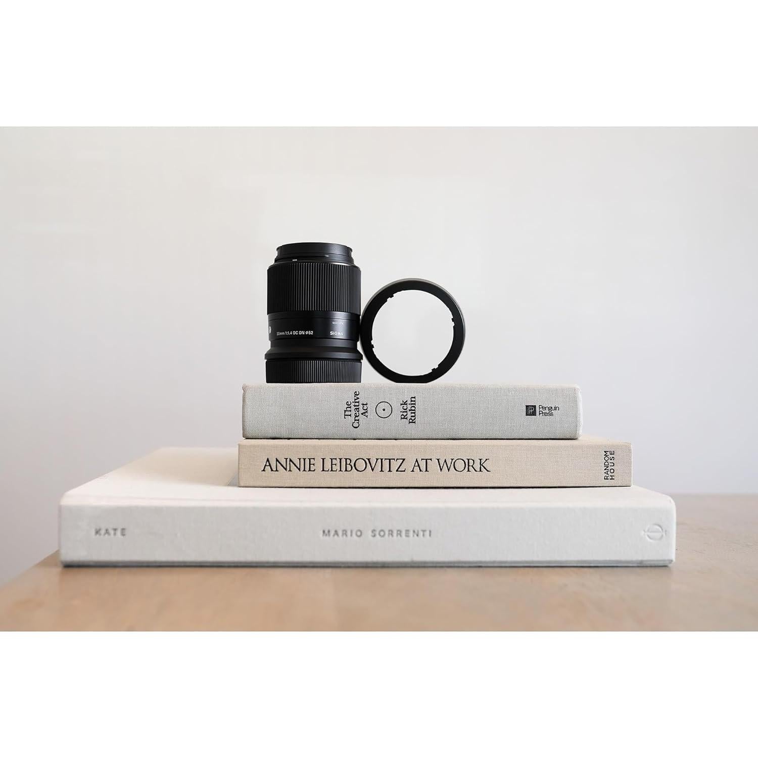 Lente Sigma 30mm F1.4 DC DN para montura RF - Negro