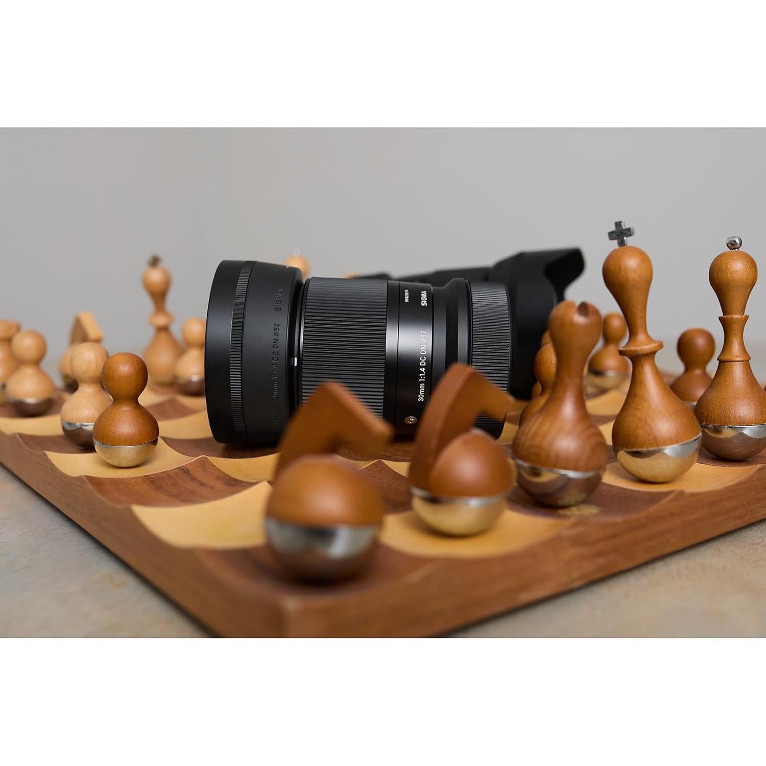 Lente Sigma 30mm F1.4 DC DN para montura RF - Negro