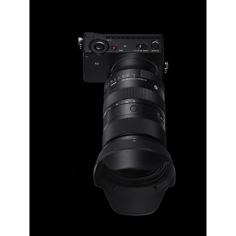 Lente Sigma 28-105mm f/2.8 DG DN Art para Sony E con Accesorios