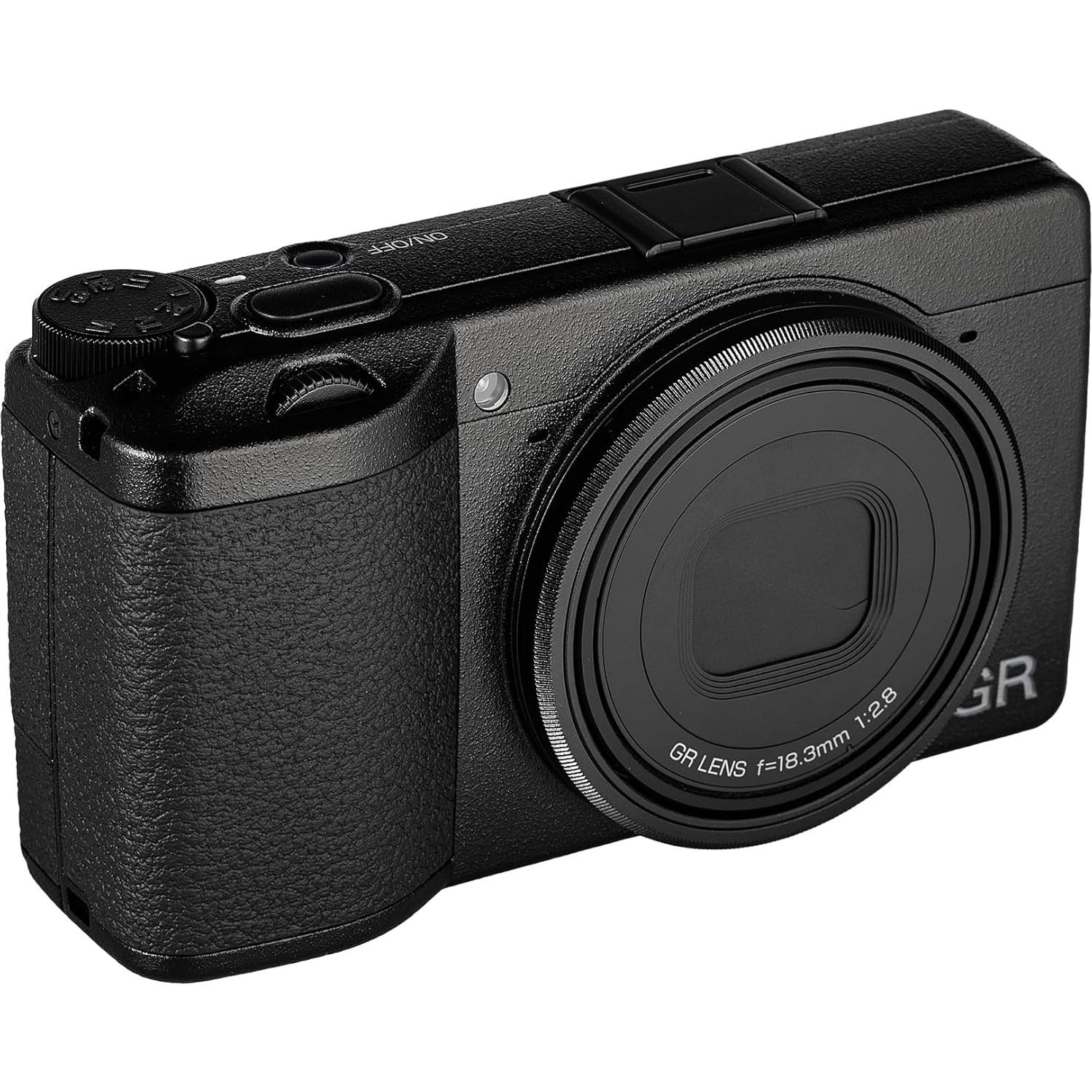 Cámara Digital Compacta Ricoh GR III 24.2MP + Accesorios