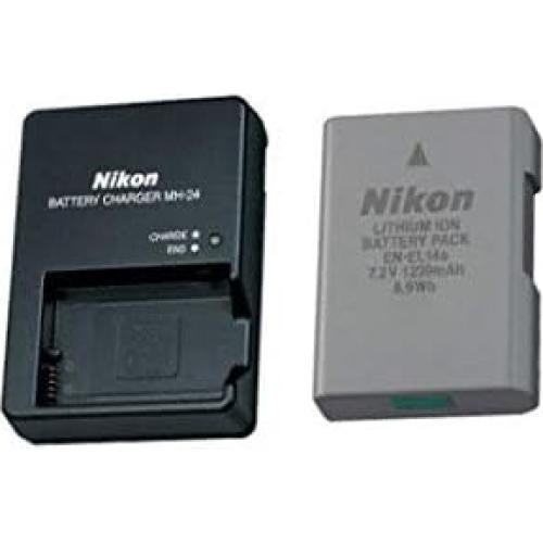 Cámara DSLR Nikon D3500 con 2 Lentes Zoom 18-55mm y 70-300mm