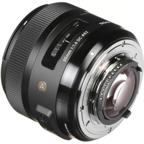 Lente Sigma 30mm f/1.4 DC HSM Art para Nikon F + Accesorios
