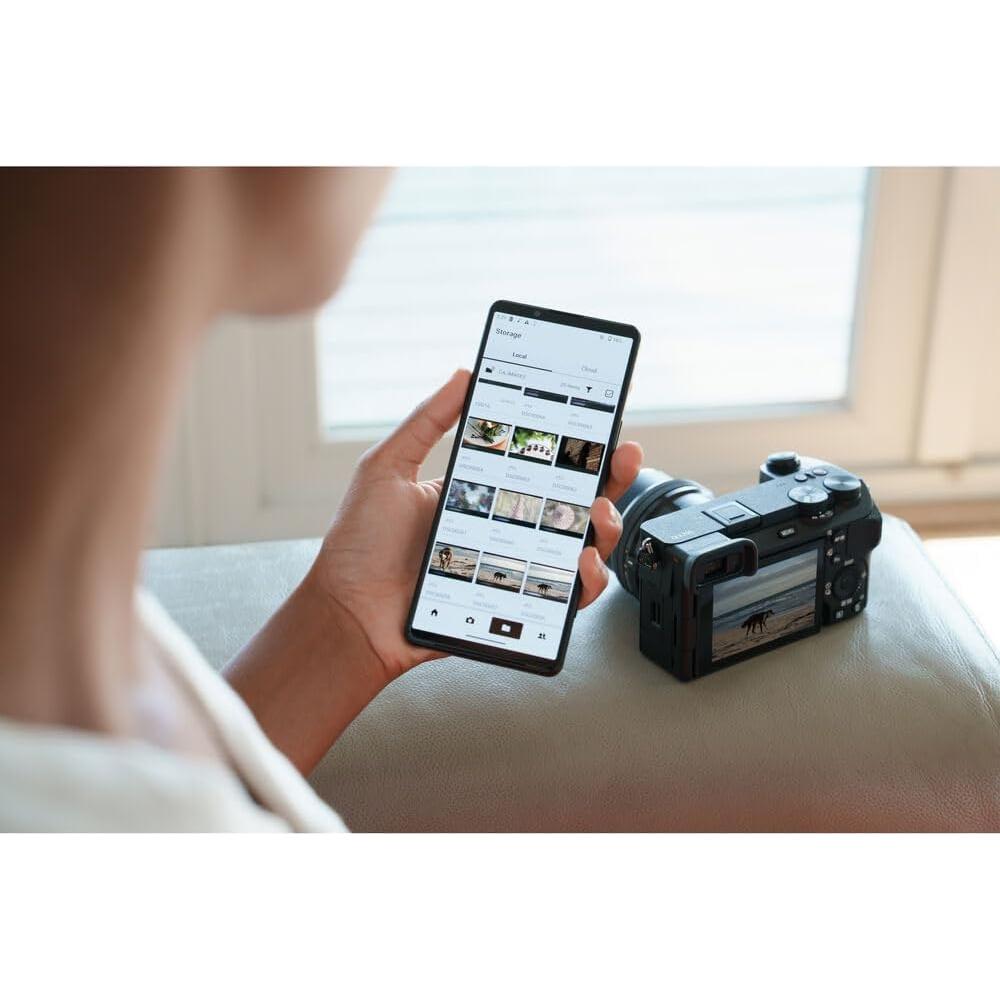 Cámara Sin Espejo Sony a6700 con Lente 16-50mm y Accesorios