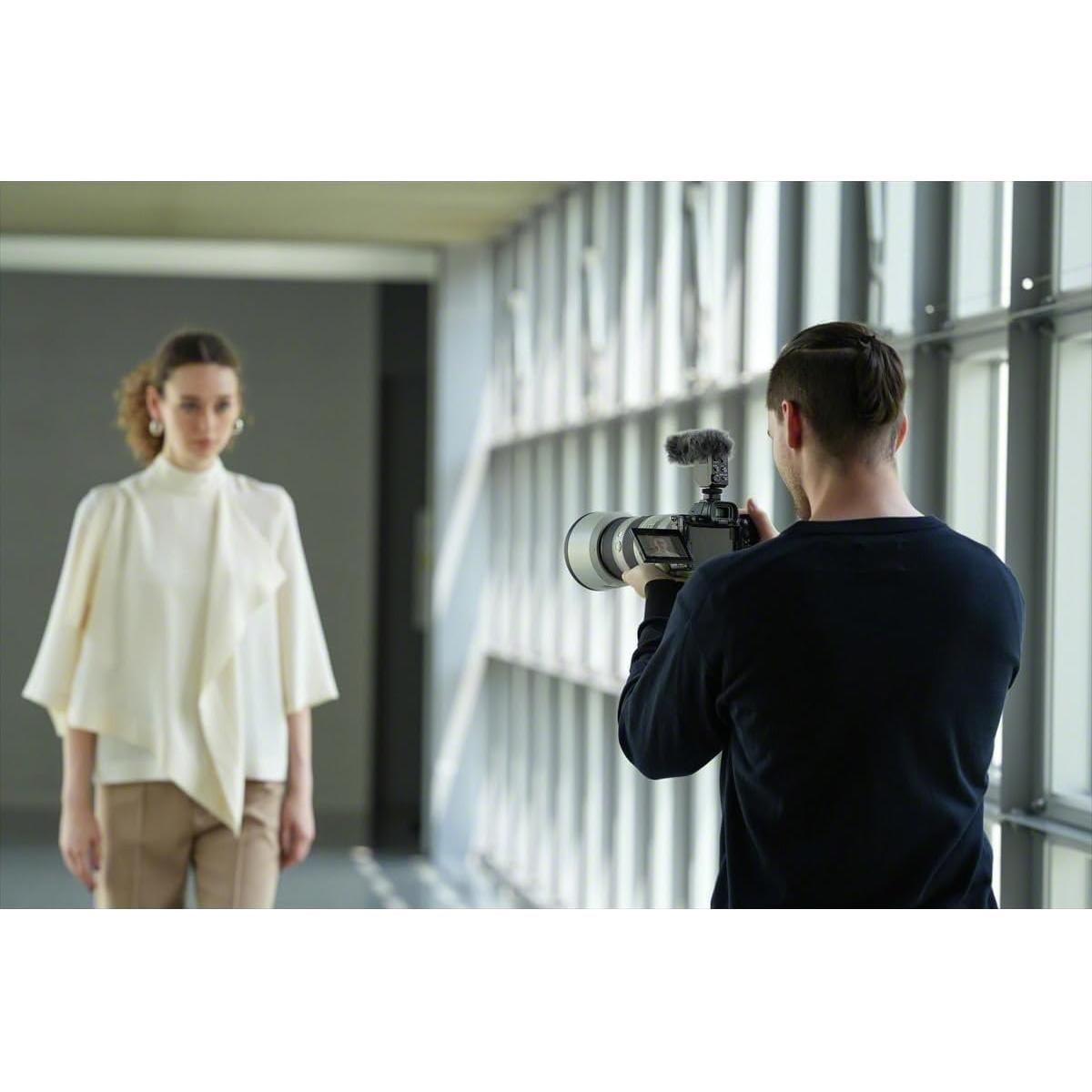 Cámara sin Espejo Sony Alpha 7R V 61MP Cuerpo Renovado