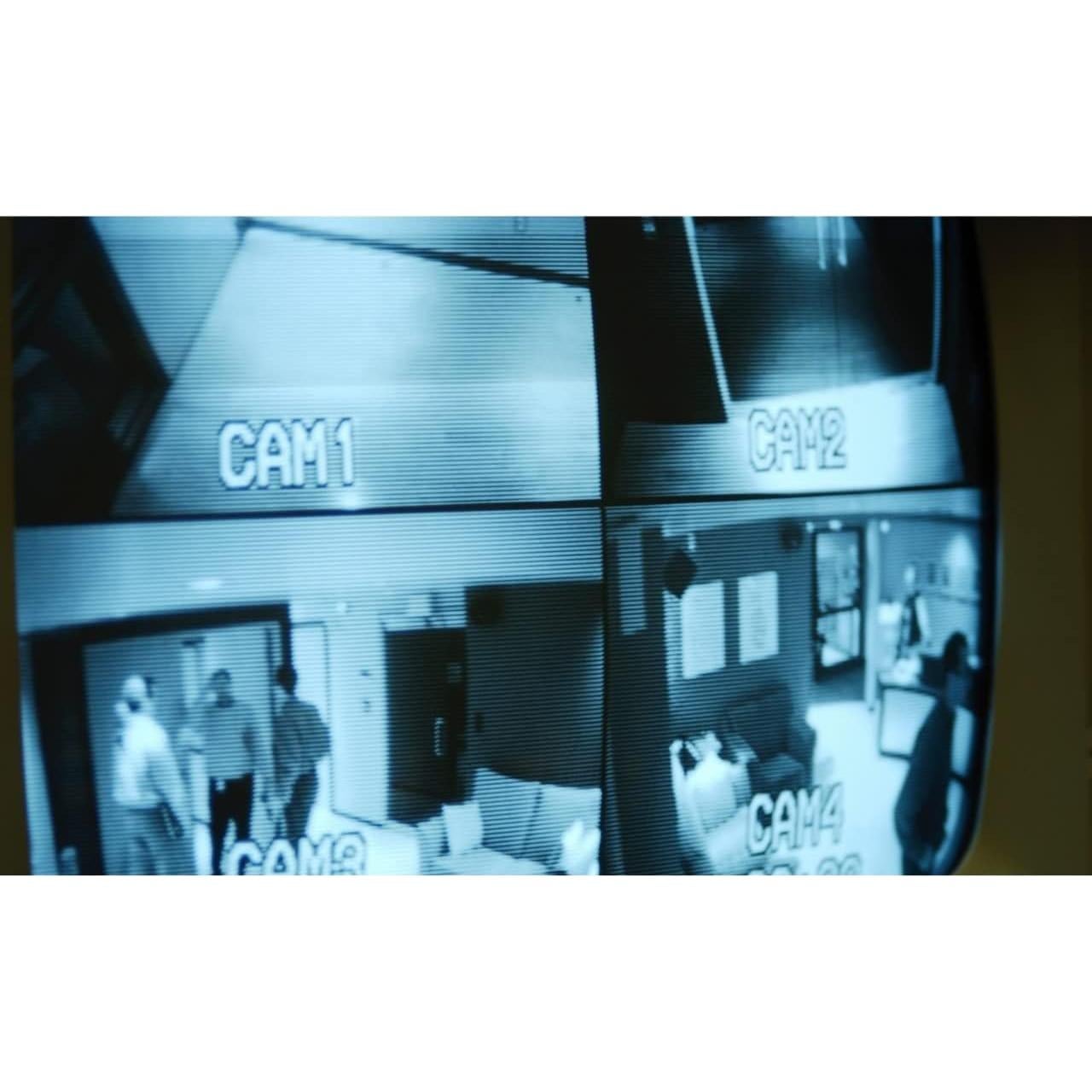 Cámara Eyeball Titanio 8MP IR WDR con MIC Integrado