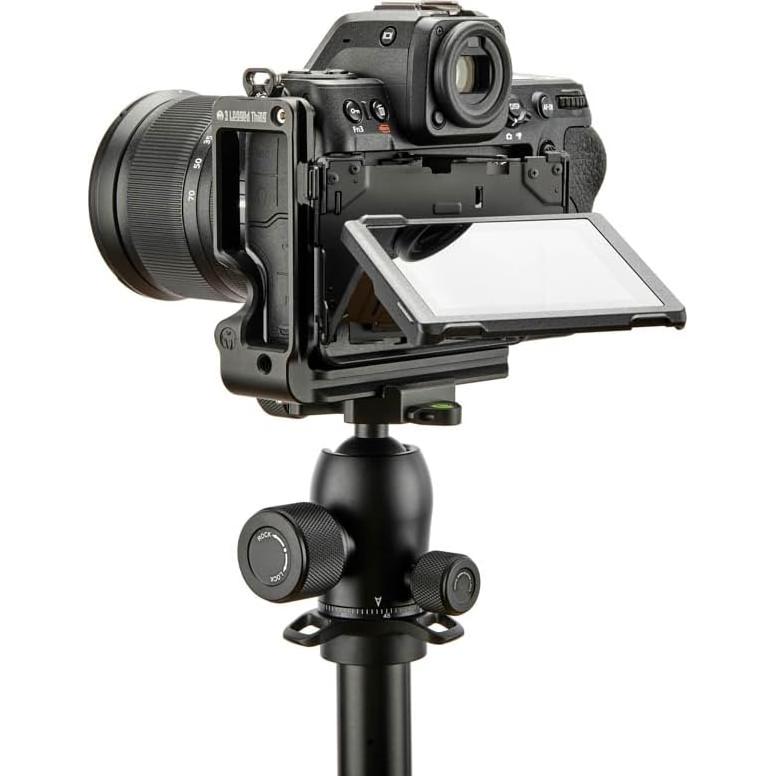 Soporte L 3 Legged Thing Zooey QD para Nikon Z8 - Negro Mate