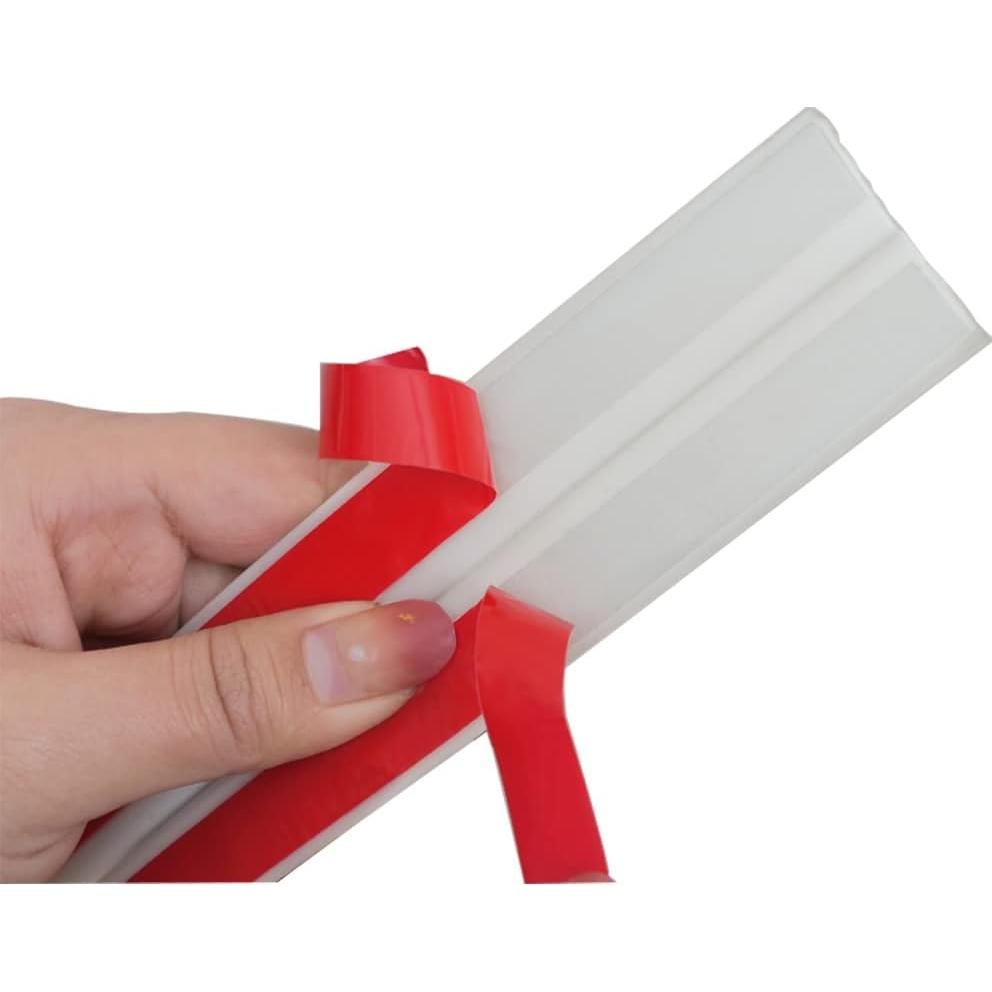 Moldura de esquina autoadhesiva Maydos 3.81cm x 3.05m blanca