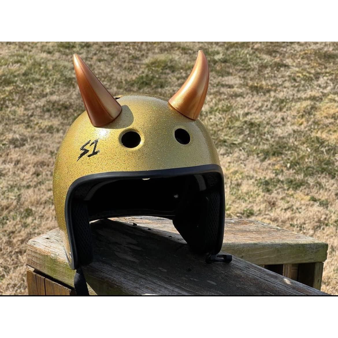 Cuernos de Diablo Helmet Flair para Casco | Magnéticos | Oro
