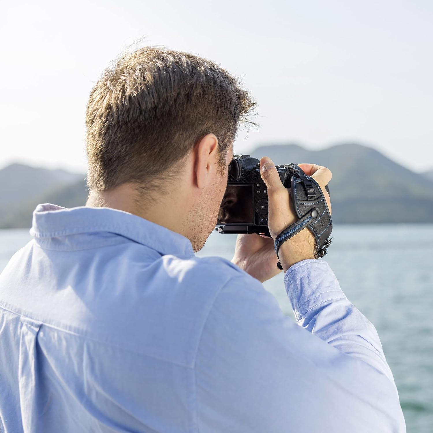 Correa de Mano JJC Deluxe Microfibra para Cámaras DSLR y Sin Espejo