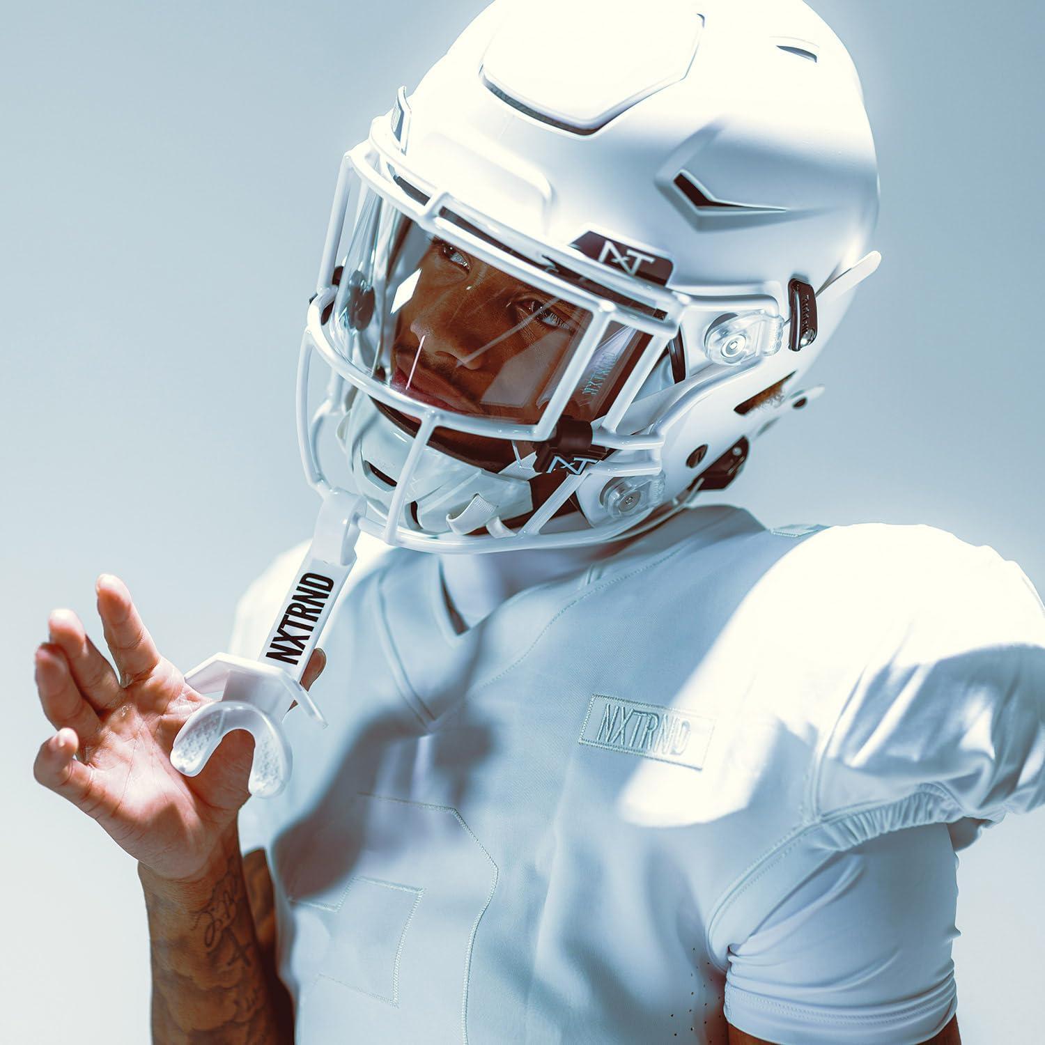 Protector Bucal de Fútbol NXTRND DOS Ajustable Blanco