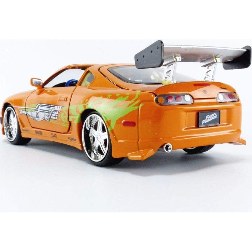 Jada 1:24 Toyota Supra 1995 con figura de Brian OConner