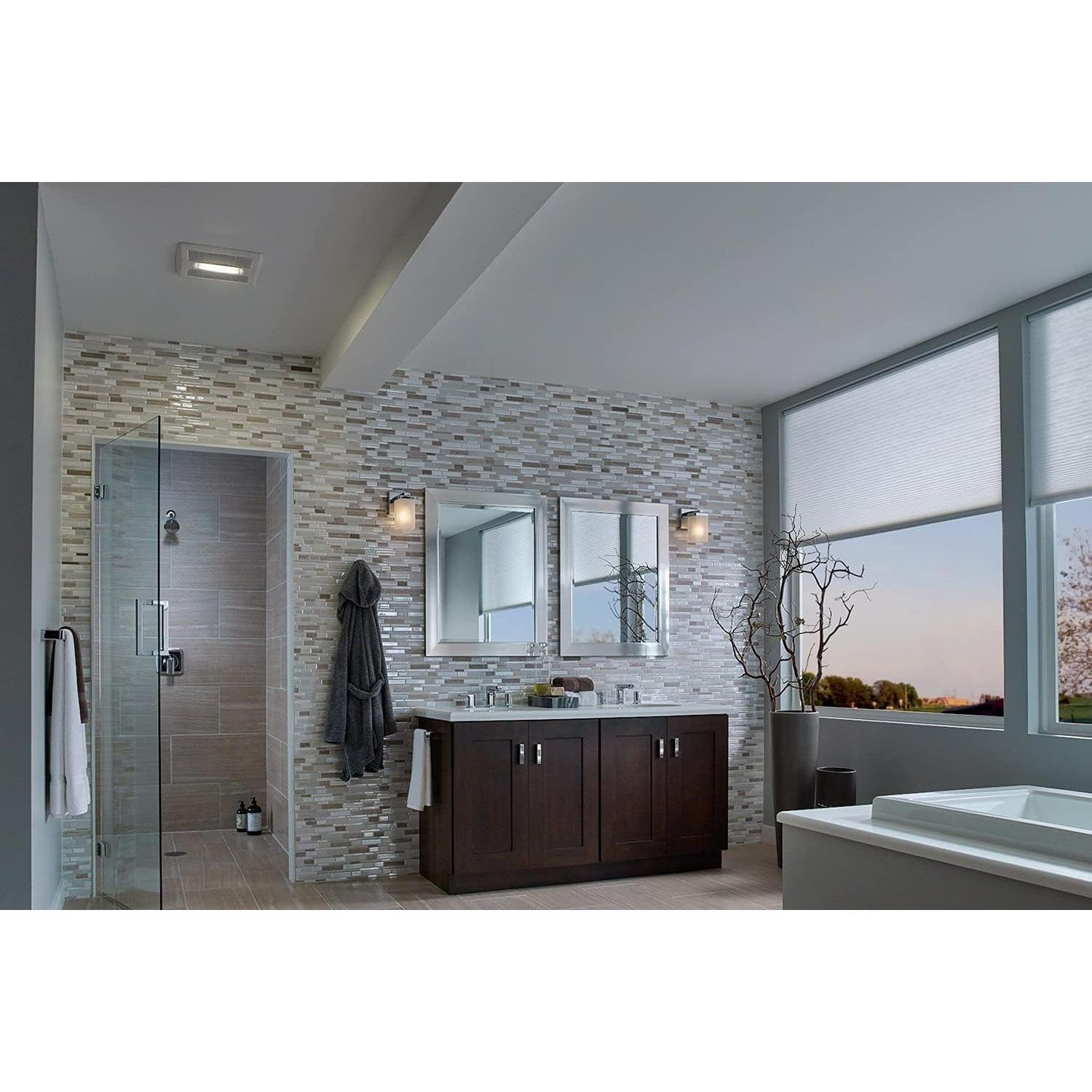 Ventilador de Escape Broan-NuTone AE110L con Luz LED 110 CFM