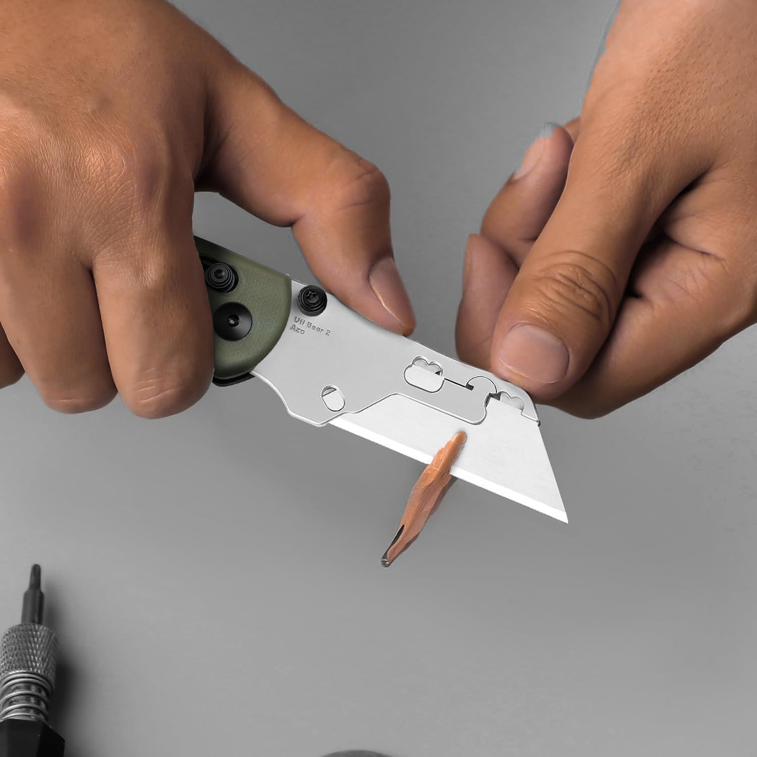 Cuchillo Utility Plegable Kizer Uti Bear 198g Halloween