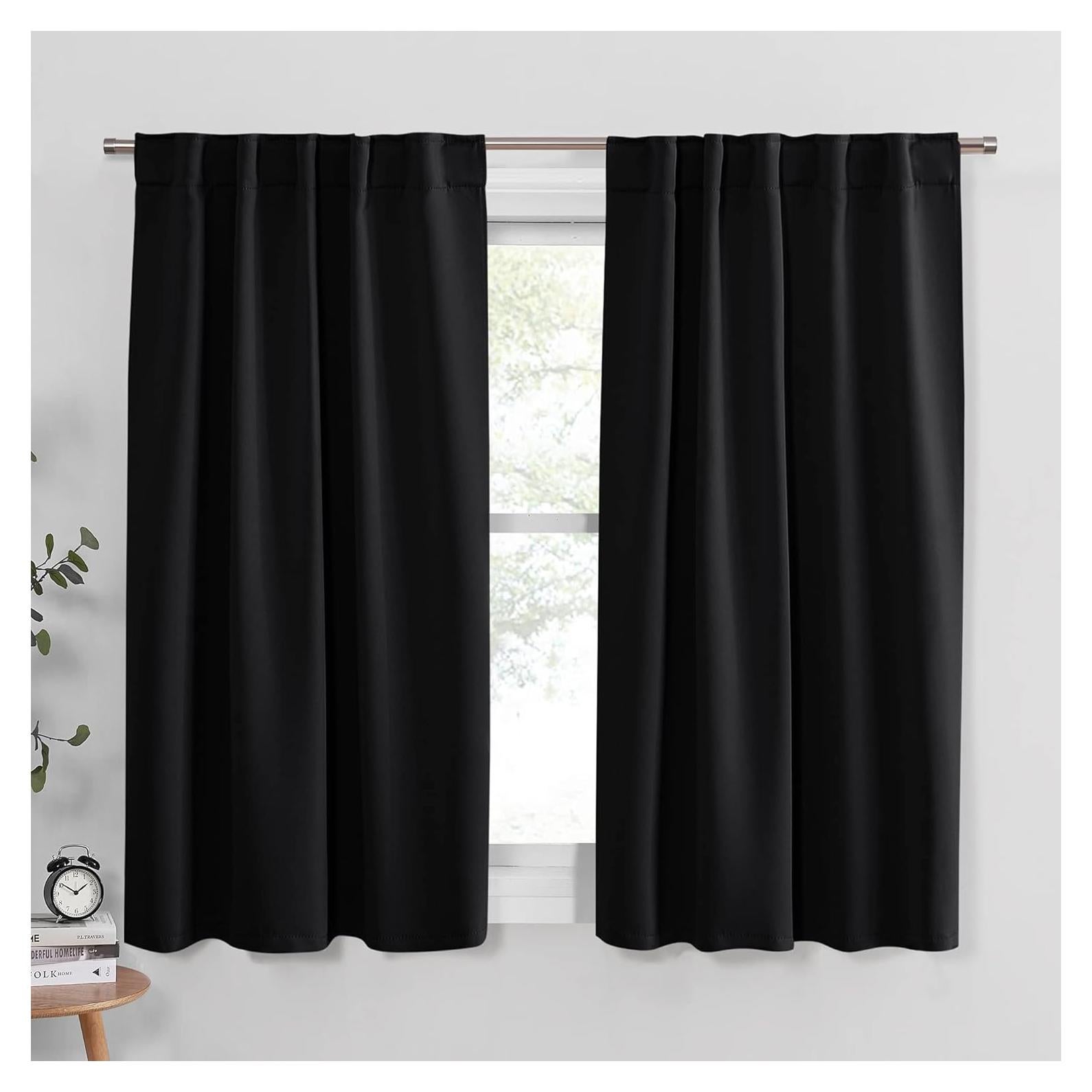 Cortinas Opacas PONY DANCE 107x114 cm Negras Aislantes Térmicas