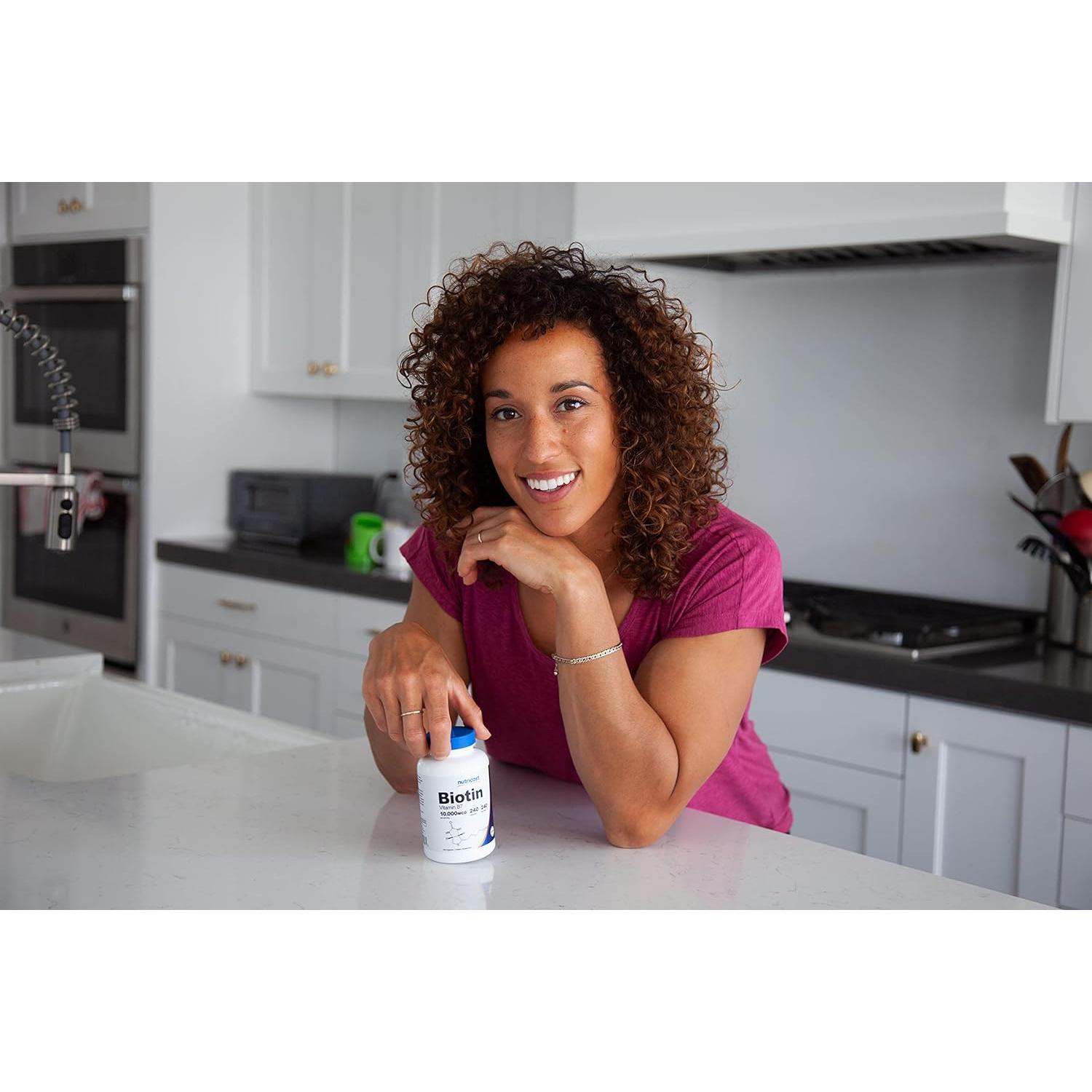 Nutricost Biotina 10,000 mcg - 240 Cápsulas Vegetariano