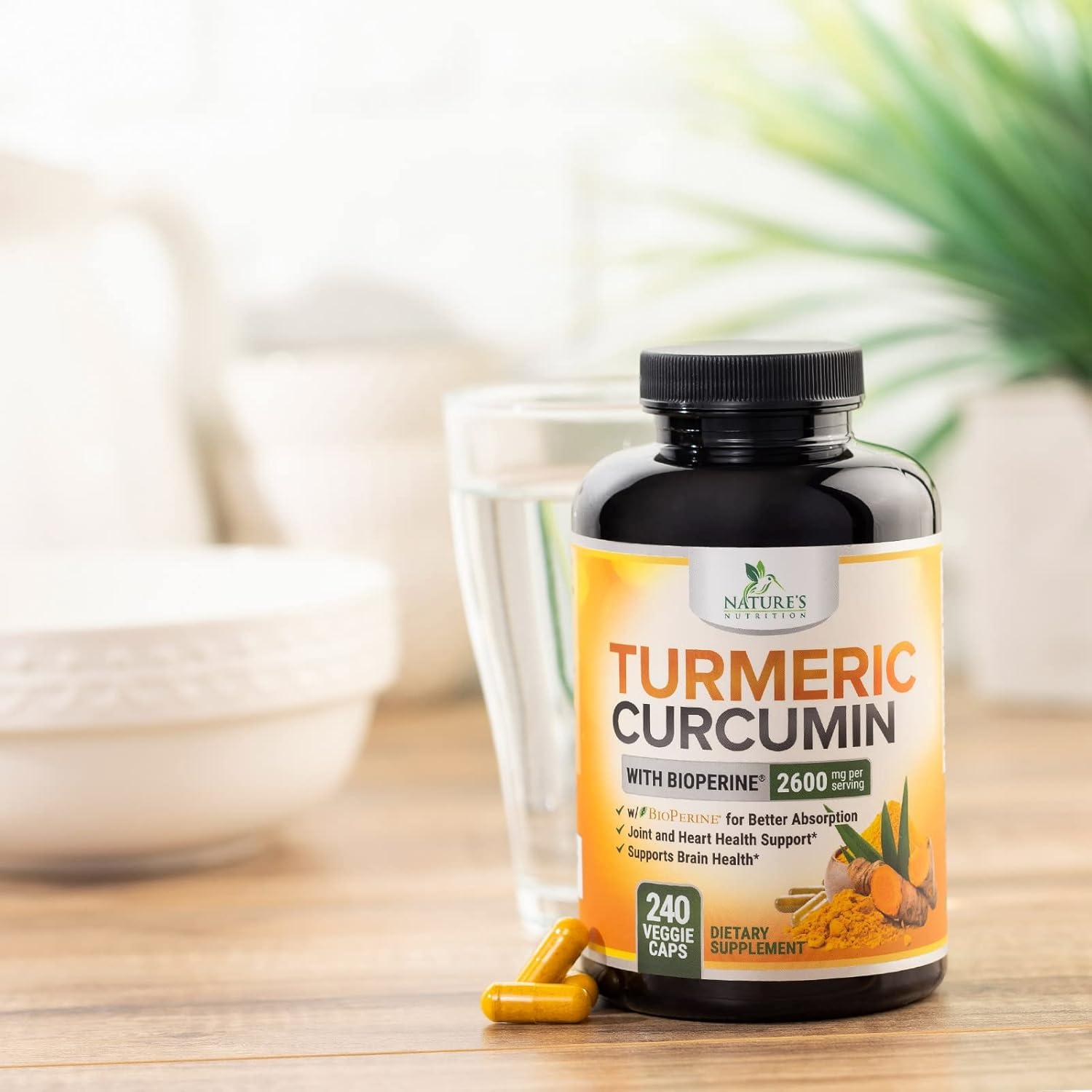 Suplemento de Cúrcuma Curcumina 2600mg con BioPerine 240 Cápsulas