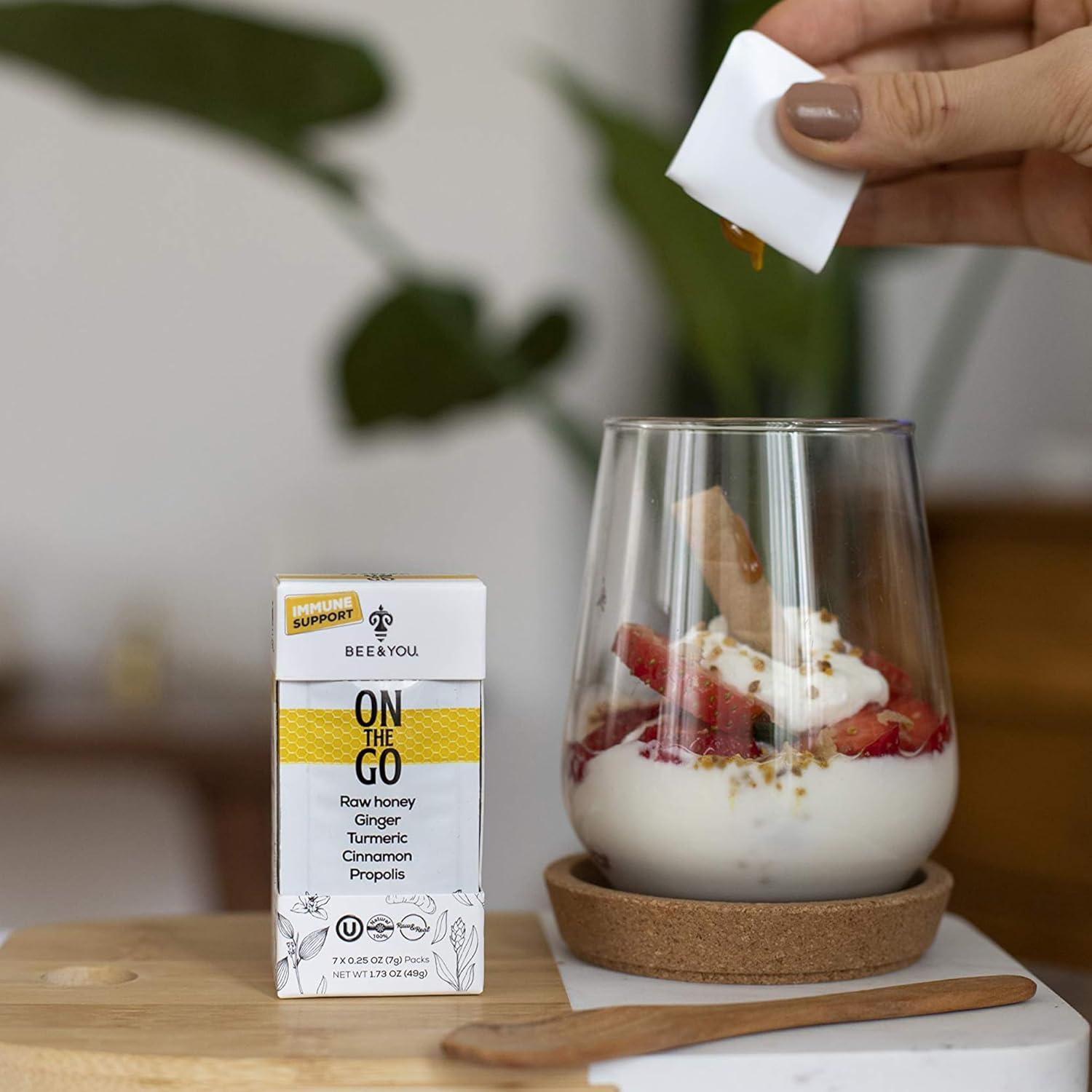 Miel Cruda Orgánica Bee and You con Jengibre y Cúrcuma 190.5 g