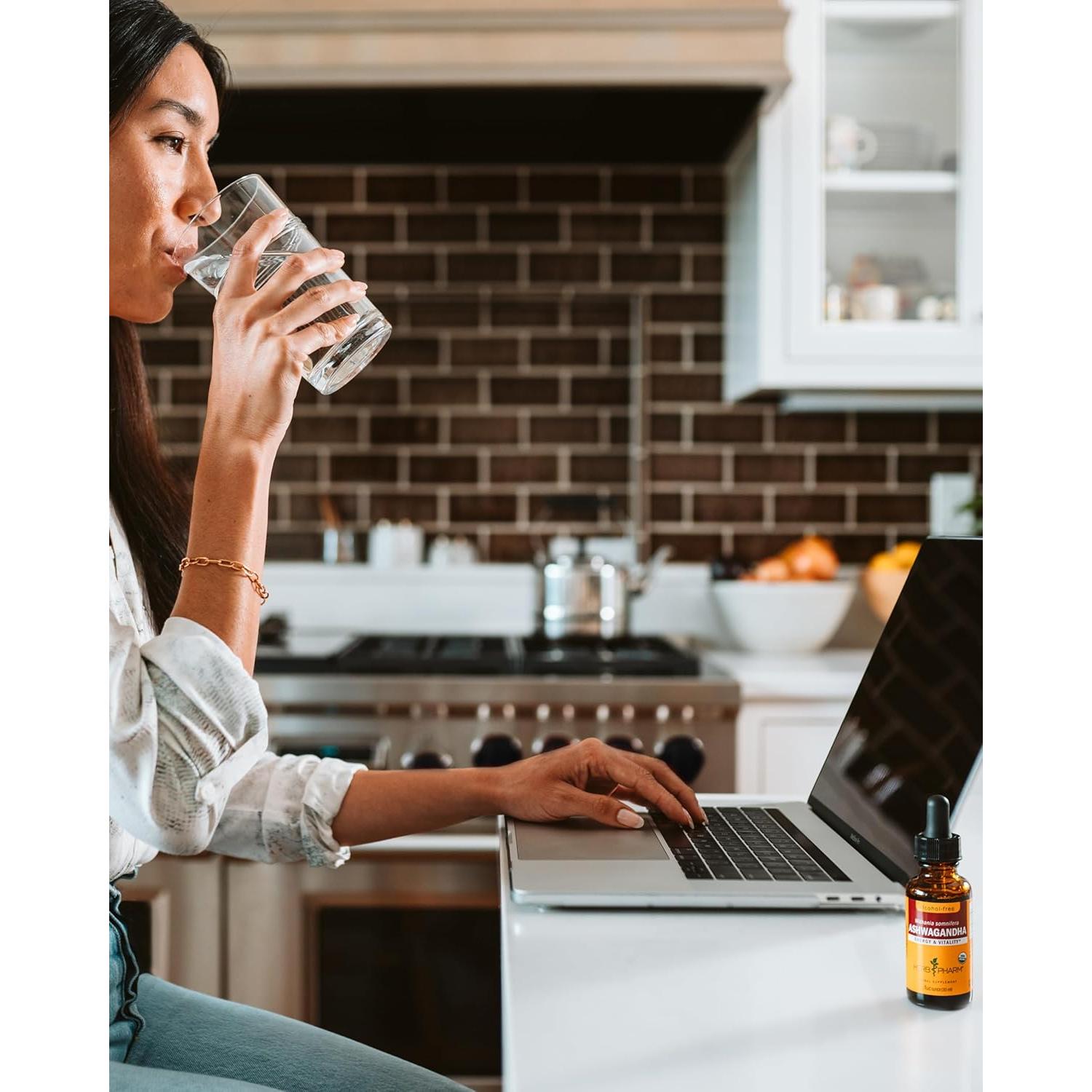 Extracto de Ashwagandha Orgánico Herb Pharm 60 ml Glicerita Sin Alcohol