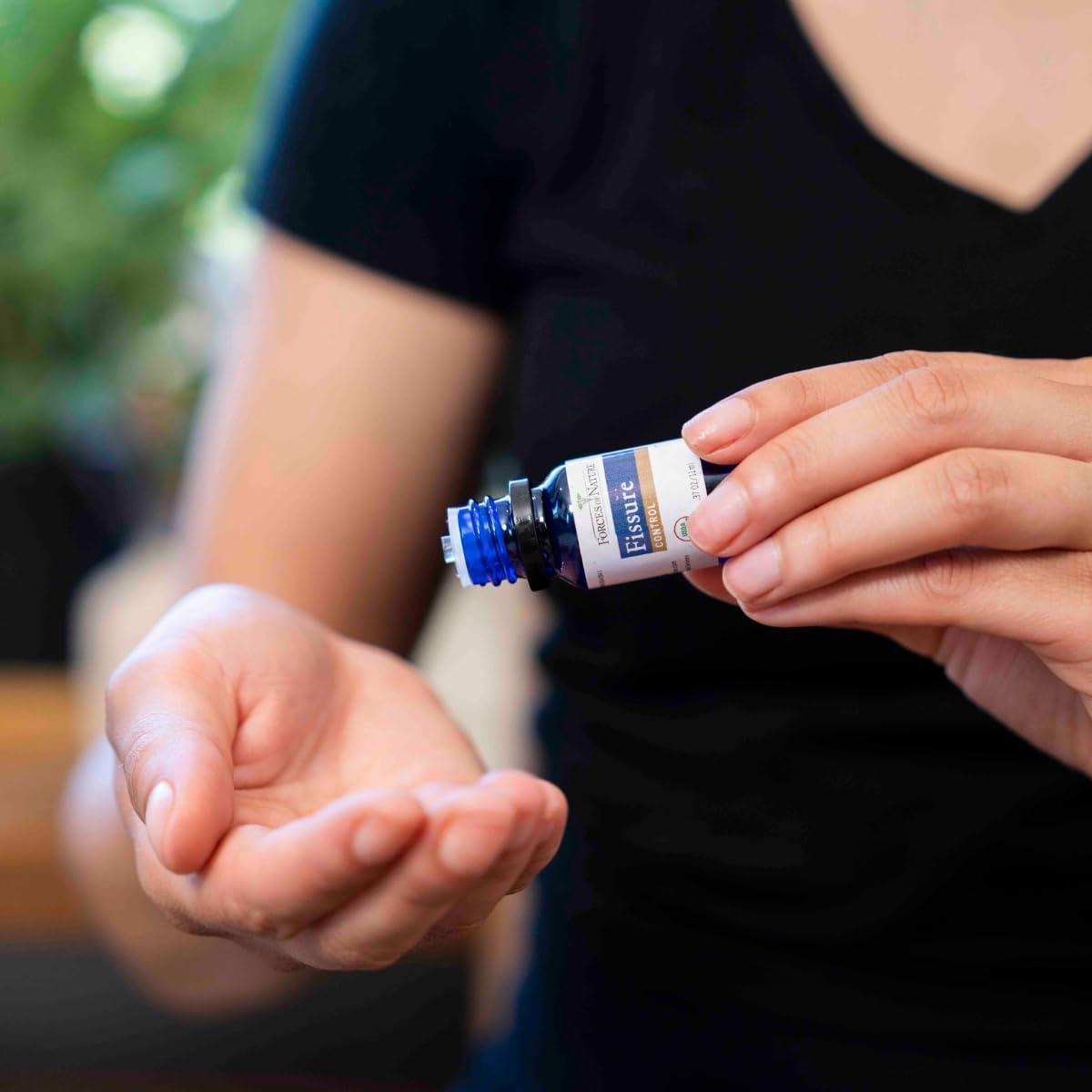 Control de Fisuras Forces of Nature 11ml Alivio Natural Hemorroides