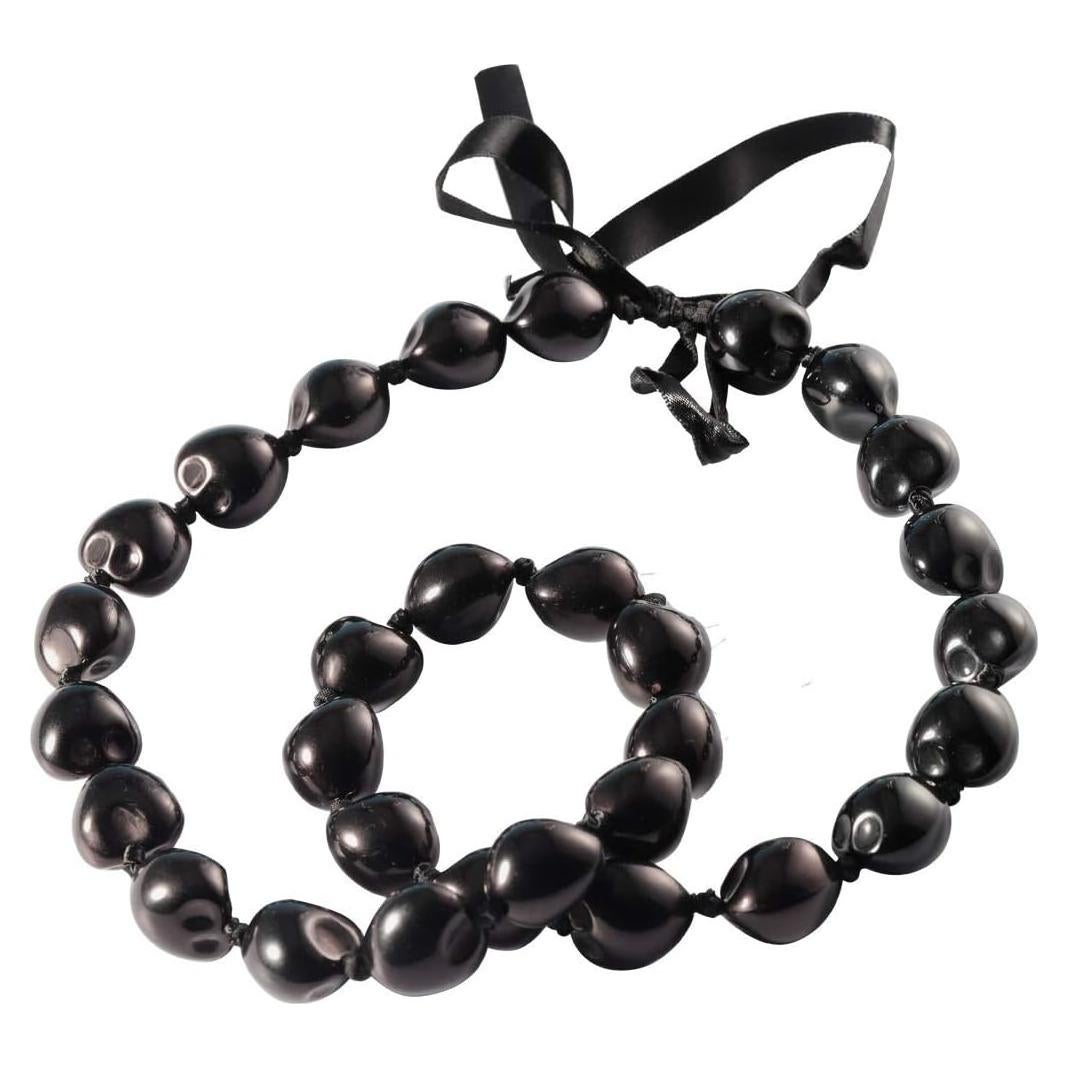 Collar de nuez Kukui KUIYAI con cuentas de corazón 68.5 cm