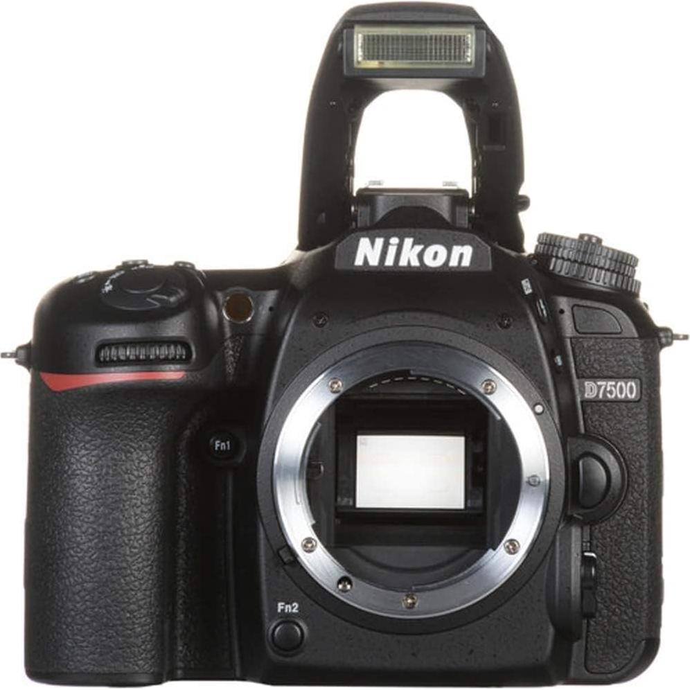 Cámara Digital DSLR Nikon D7500 20.9MP + Accesorios