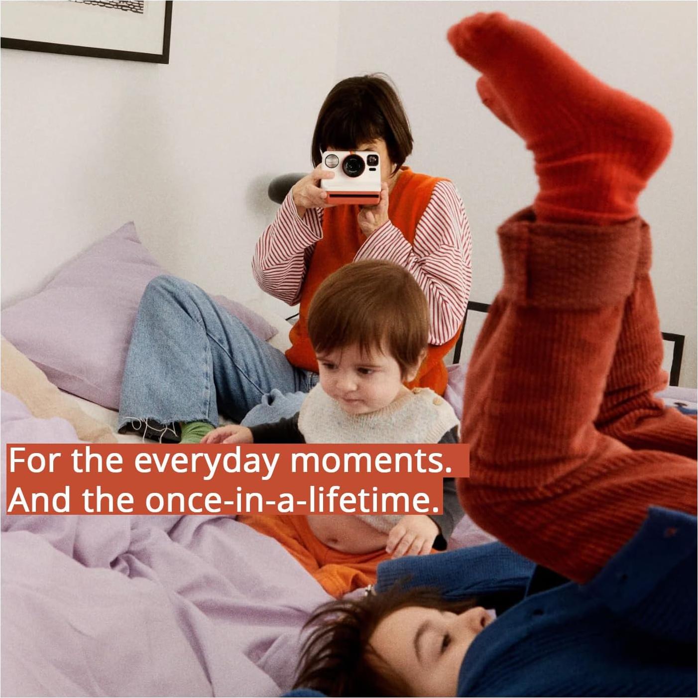 Cámara Instantánea Polaroid Now Plus Gen 3 Negro con Kit de Película