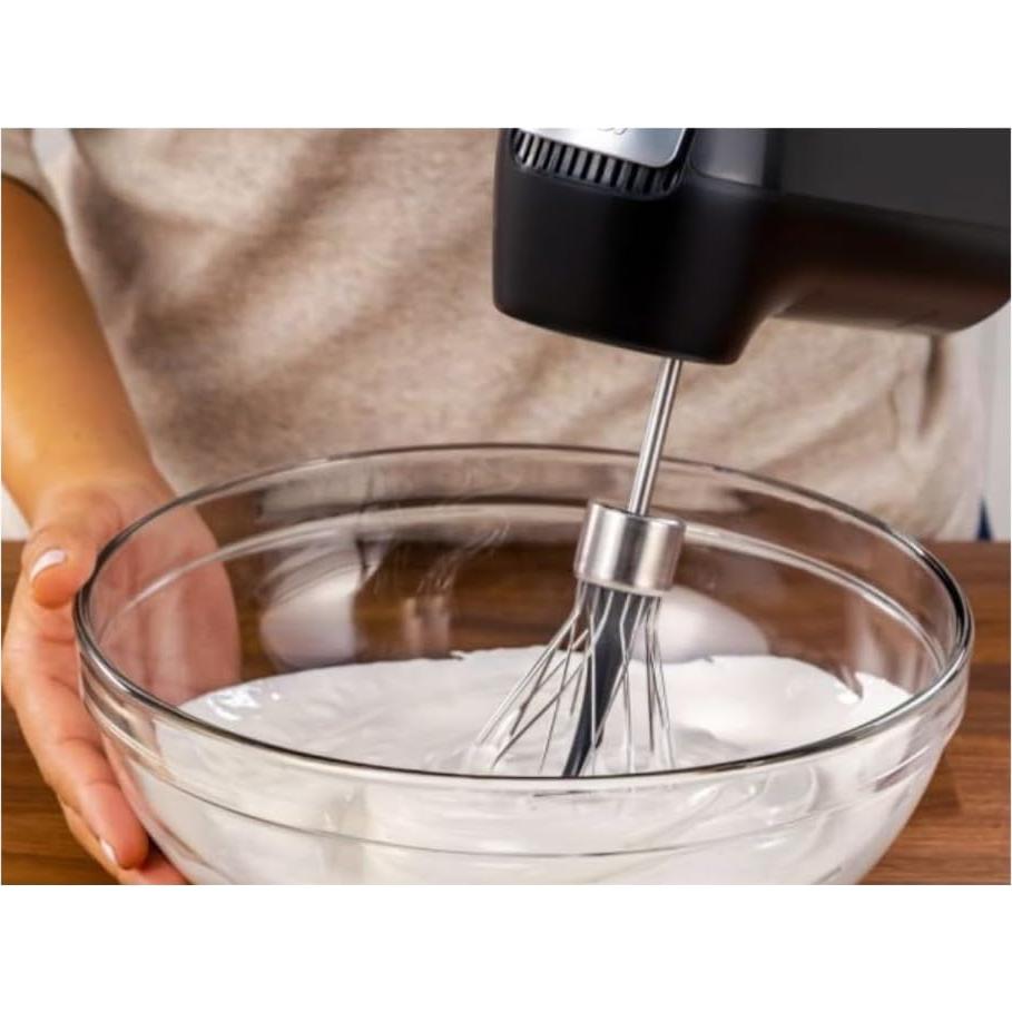 Batidora de Mano Oster 250W 7 Velocidades Super Aerator Negra