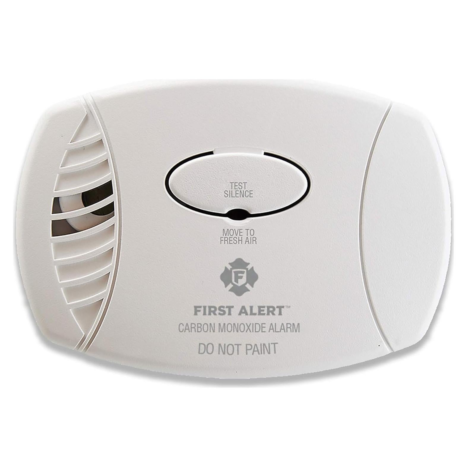 Detector de Monóxido de Carbono First Alert CO600, Alarma de Enchufe 120V