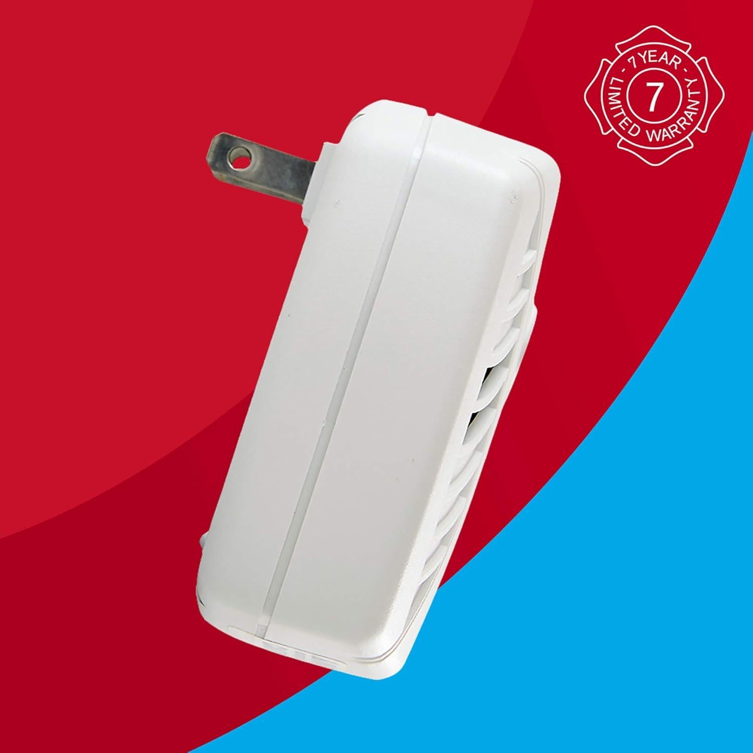 Detector de Monóxido de Carbono First Alert CO600, Alarma de Enchufe 120V