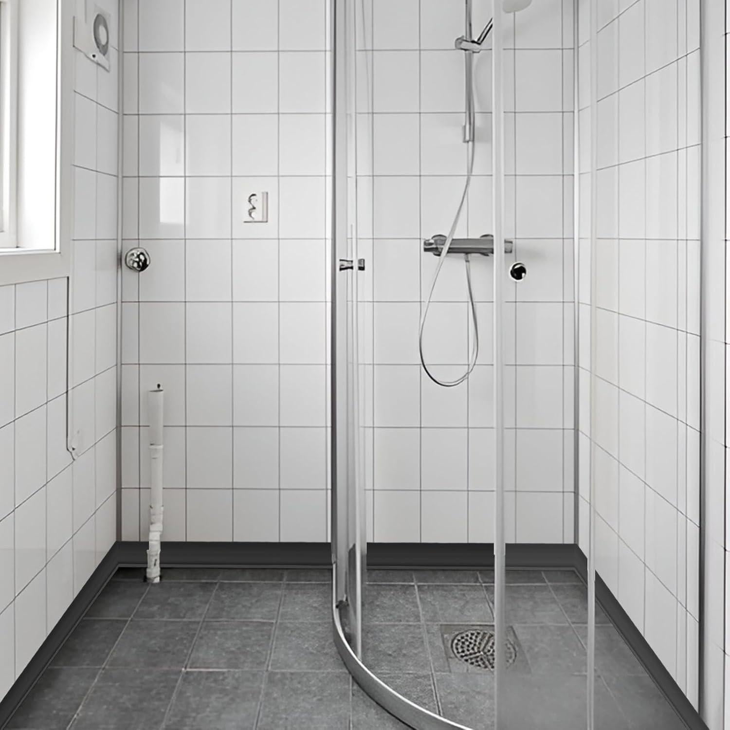 Moldura Zócalo Flexible Autoadhesiva Vinilo Negro 3.05m x 10.16cm