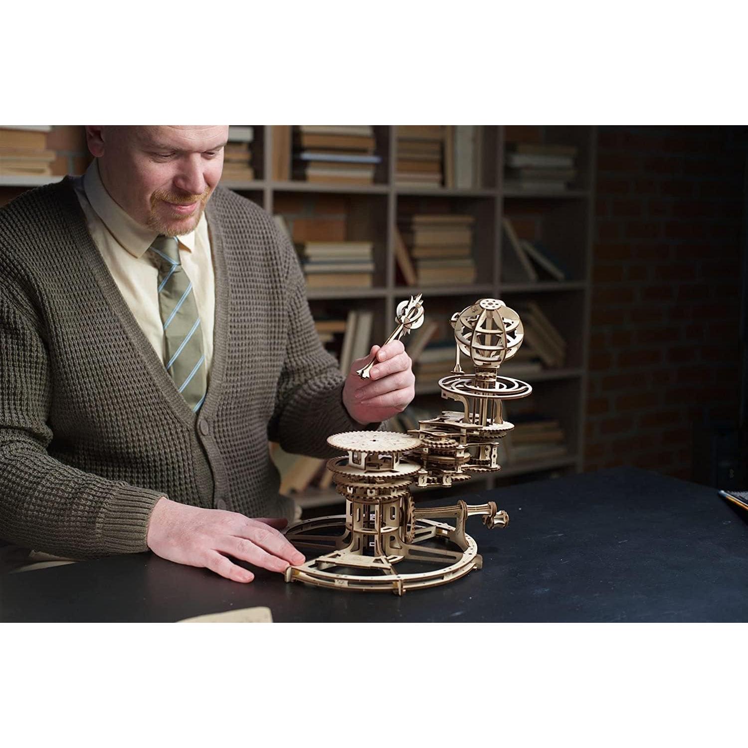 Rompecabezas 3D UGEARS Tellurion Solar Mecánico para Adultos