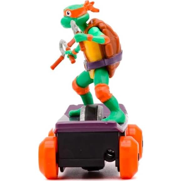 Juguete Patineta Tortugas Ninja Mikey con Rampa 5.7x7.6cm