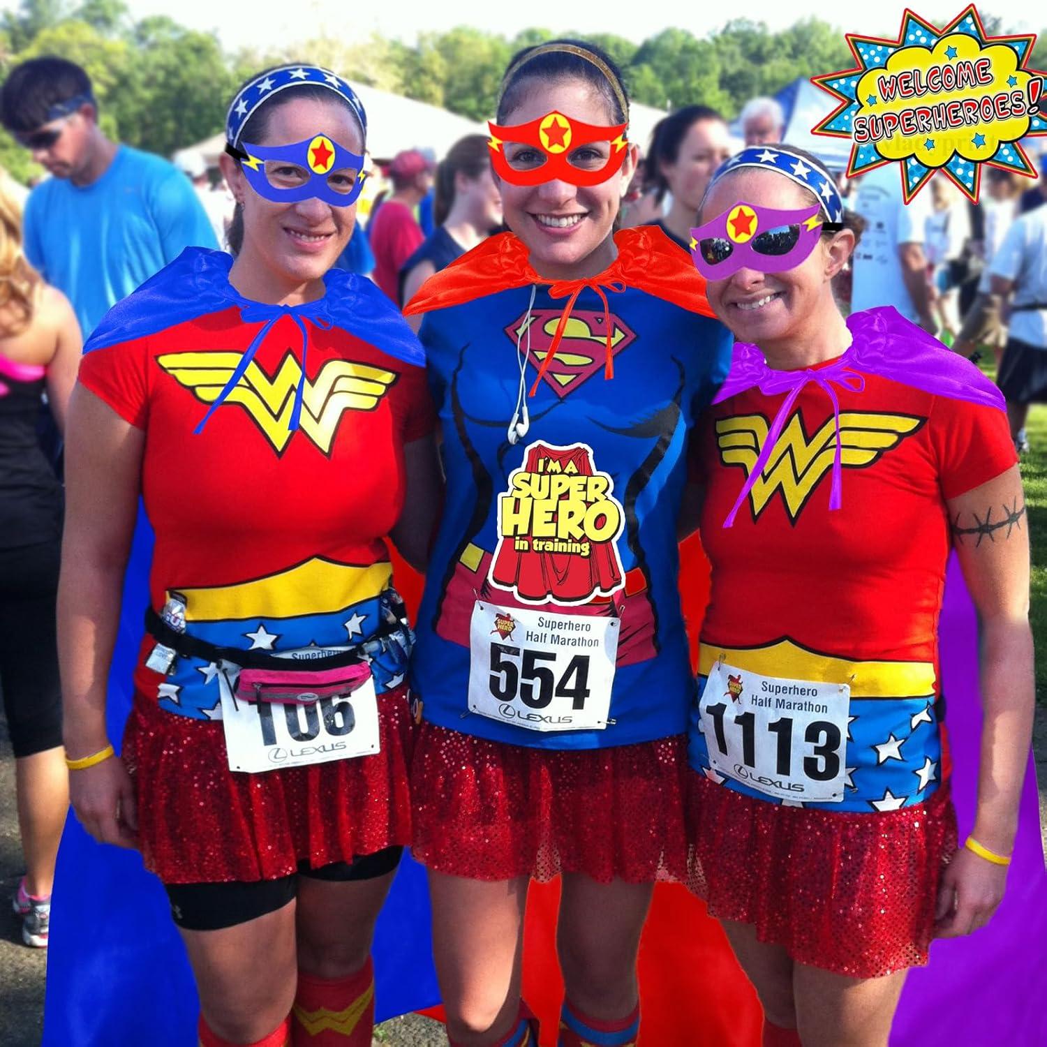 Conjunto de Disfraces de Superhéroe iROLEWIN 4 Capas y Máscaras