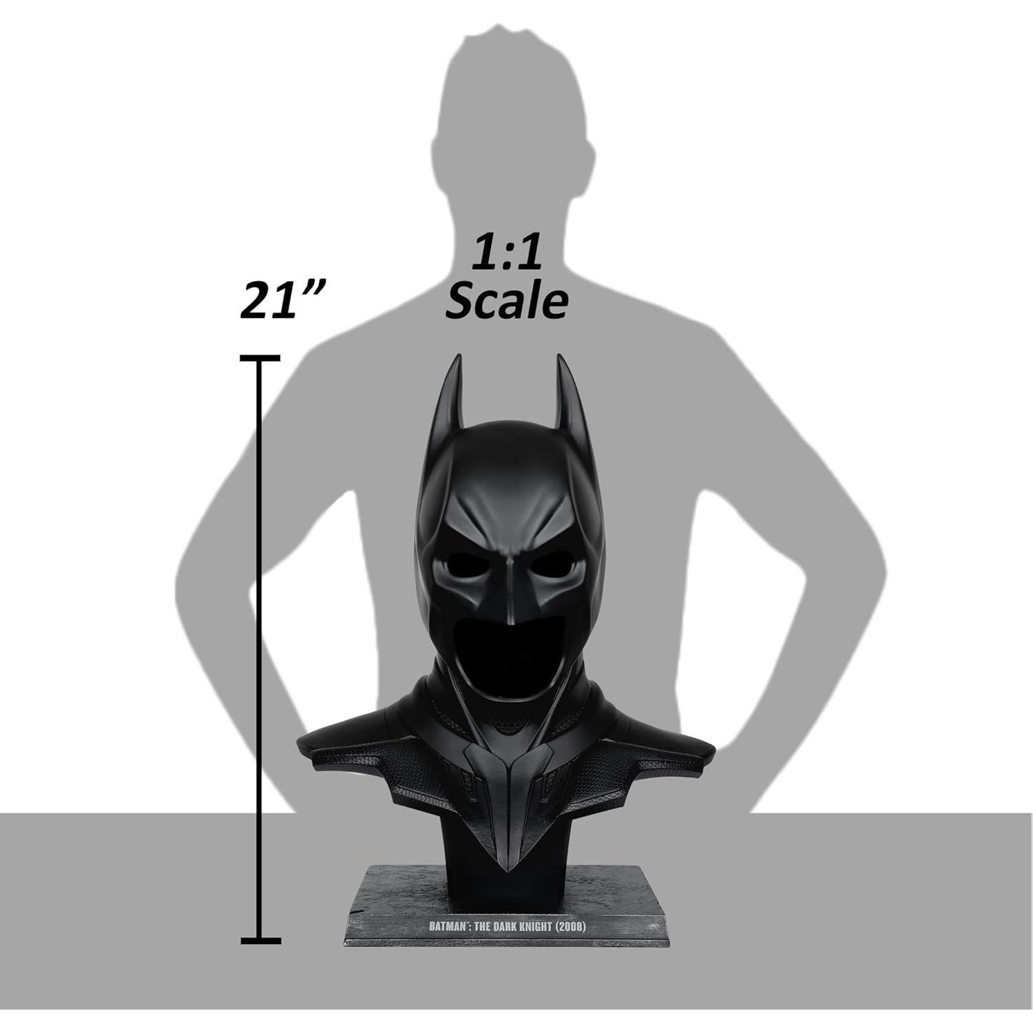 Réplika Cowl Batman The Dark Knight 2008 McFarlane Toys 53 cm