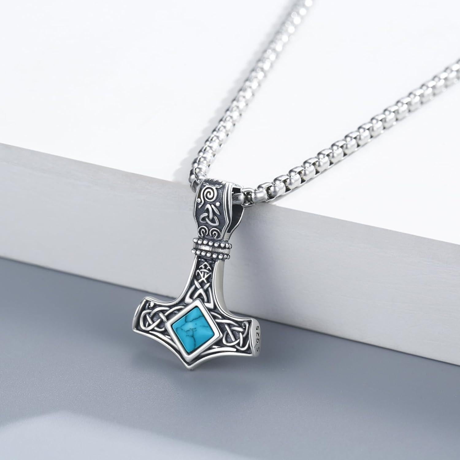 Collar Mjolnir Thor Plata Esterlina 925 con Turquesa 27.5x20mm