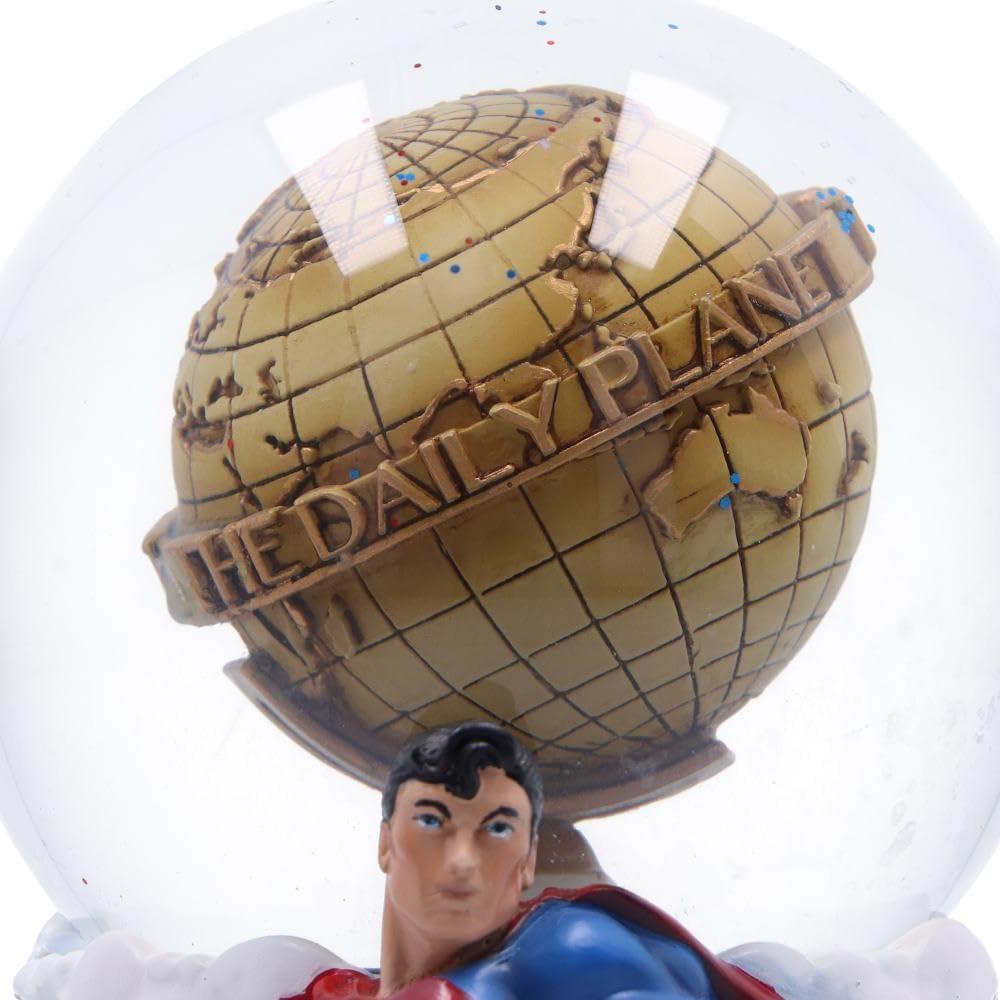 Bola de Nieve Superman Nemesis Now 15.19 cm Coleccionable