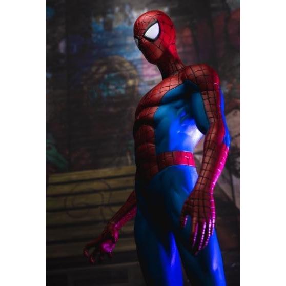 Figura PVC Spider-Man Diamond Select 22.86 cm Detalles Pintura