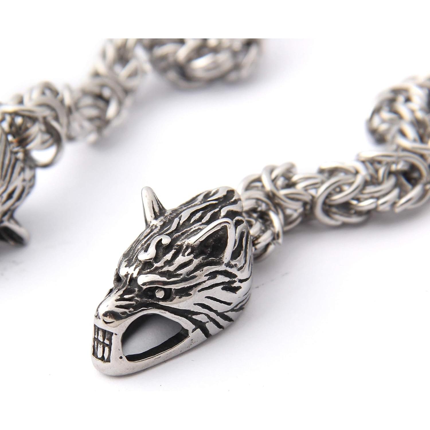 Collar de acero inoxidable GUNGNEER con colgante de gato celta