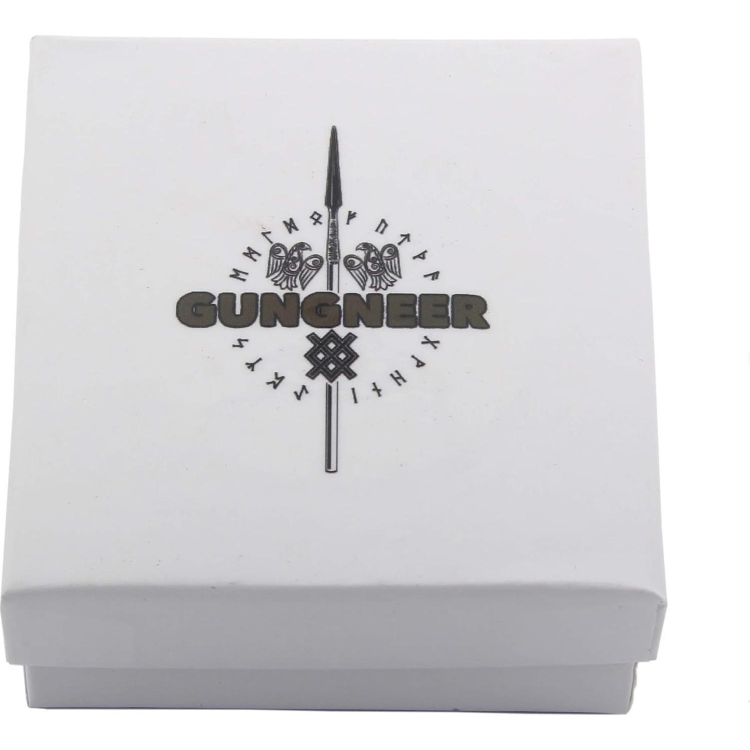 Collar de acero inoxidable GUNGNEER con colgante de gato celta