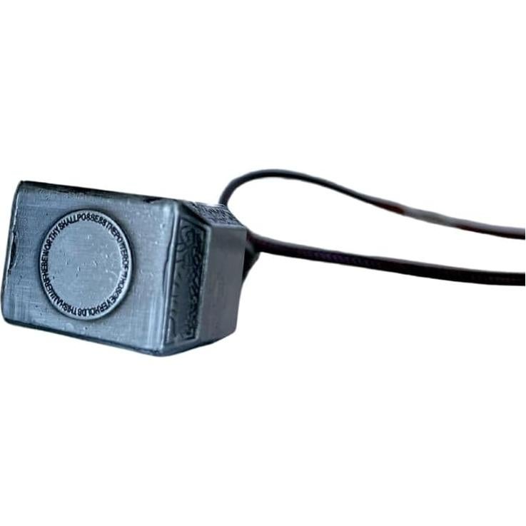 Encanto Retrovisor Martillo de Thor Bevanton - Metal Duradero