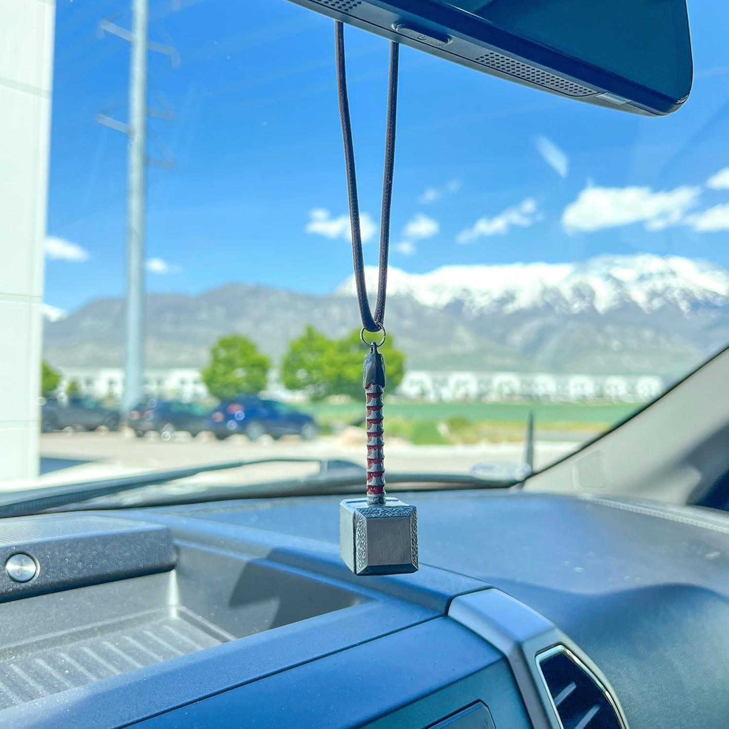 Encanto Retrovisor Martillo de Thor Bevanton - Metal Duradero