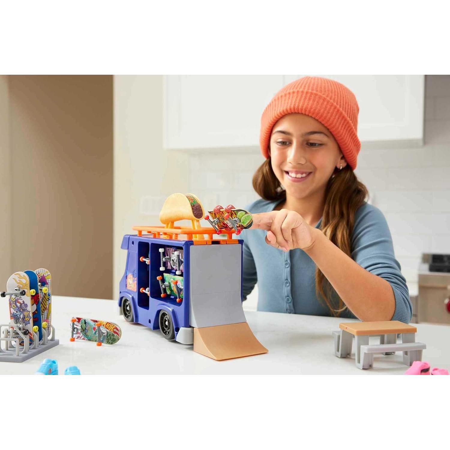 Juego de Patinaje Hot Wheels Skate Taco Truck con Tabla y Zapatos