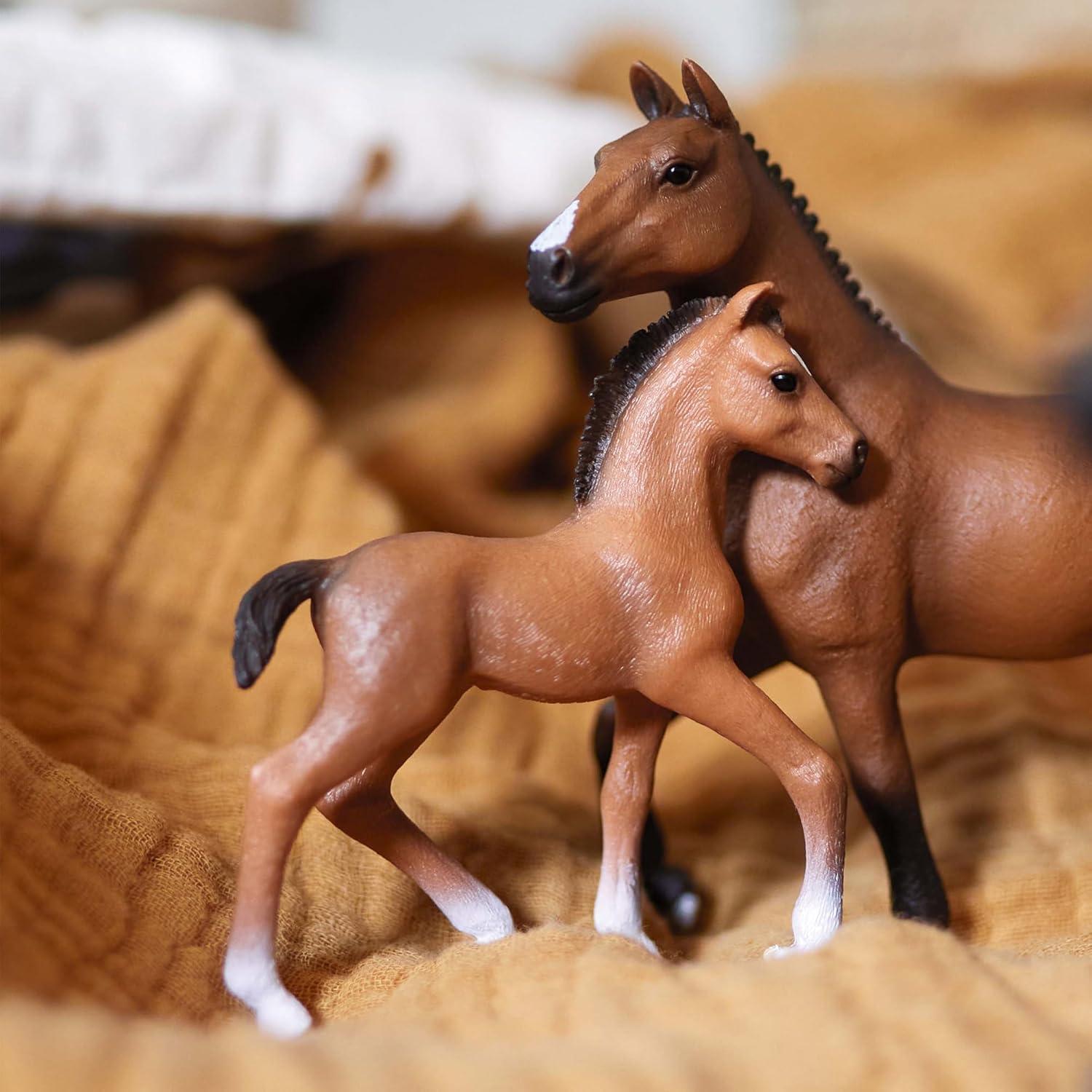 Figura de Potro Viejo de Oldenburgo Schleich 7.87cm Detallado