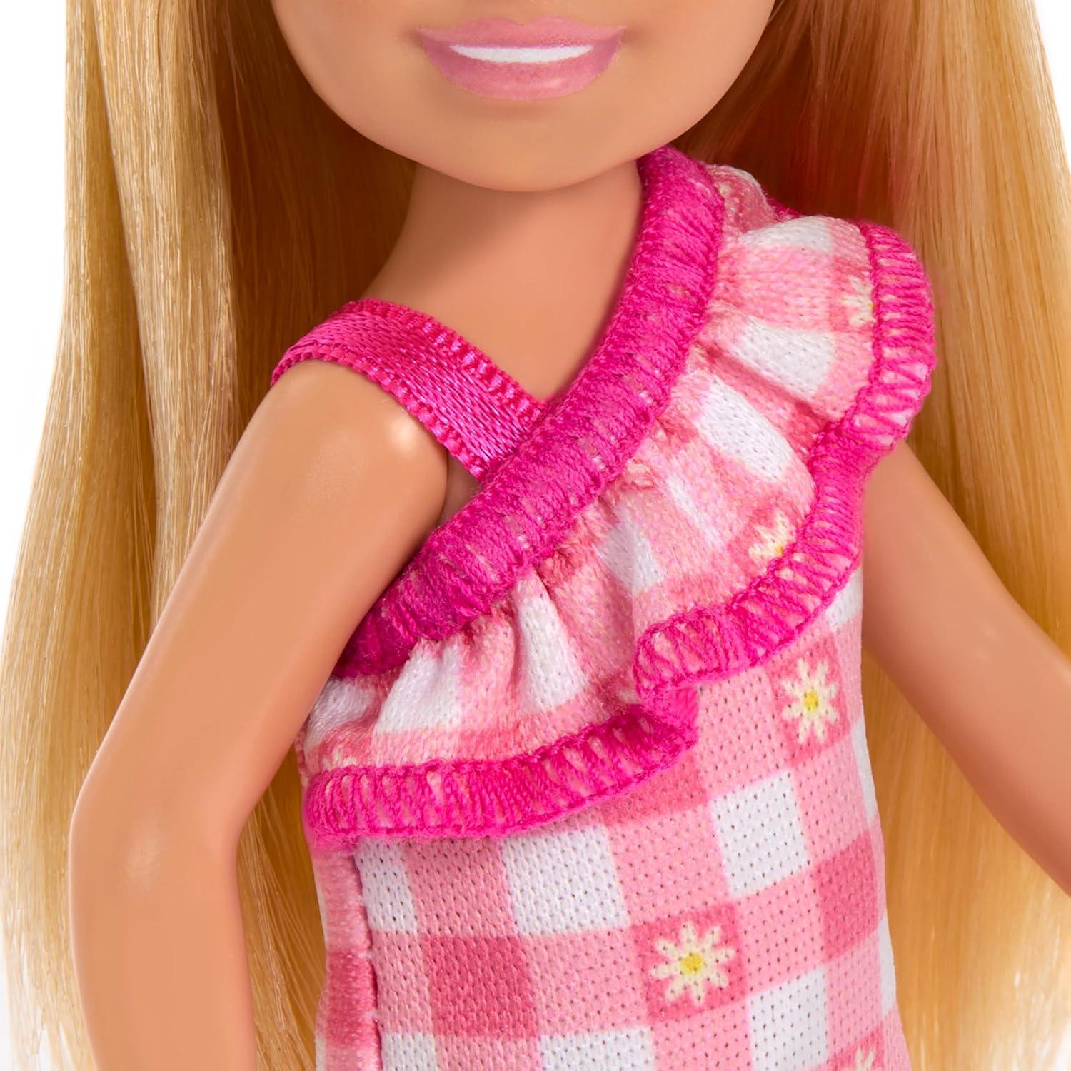 Muñeca Barbie Chelsea Mattel con Vestido a Cuadros 15 cm