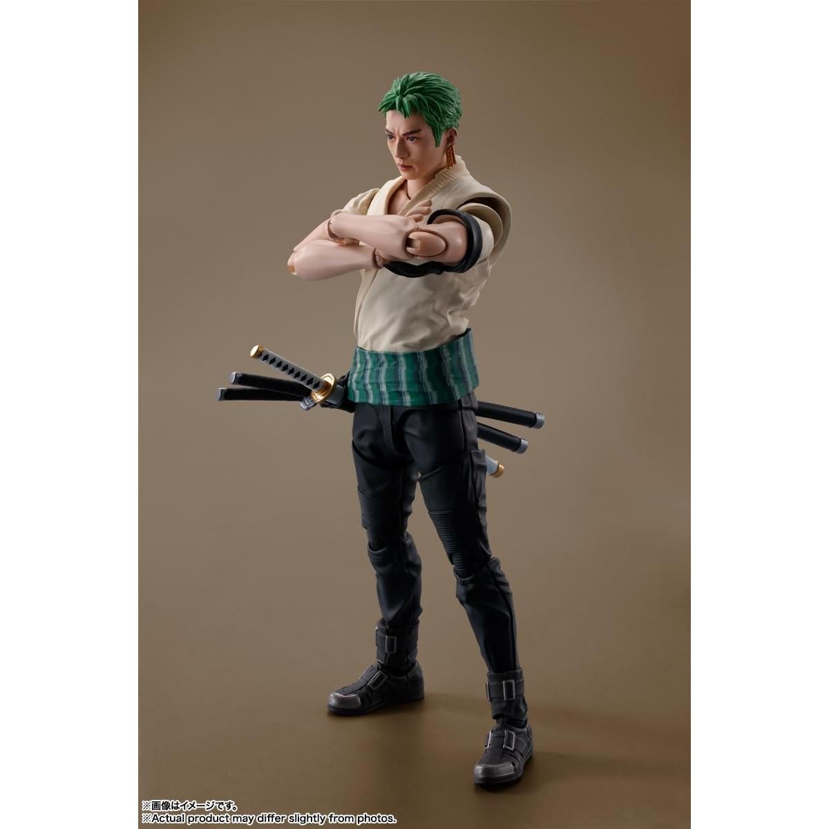Figura de acción Roronoa Zoro S.H.Figuarts Bandai 14.5 cm
