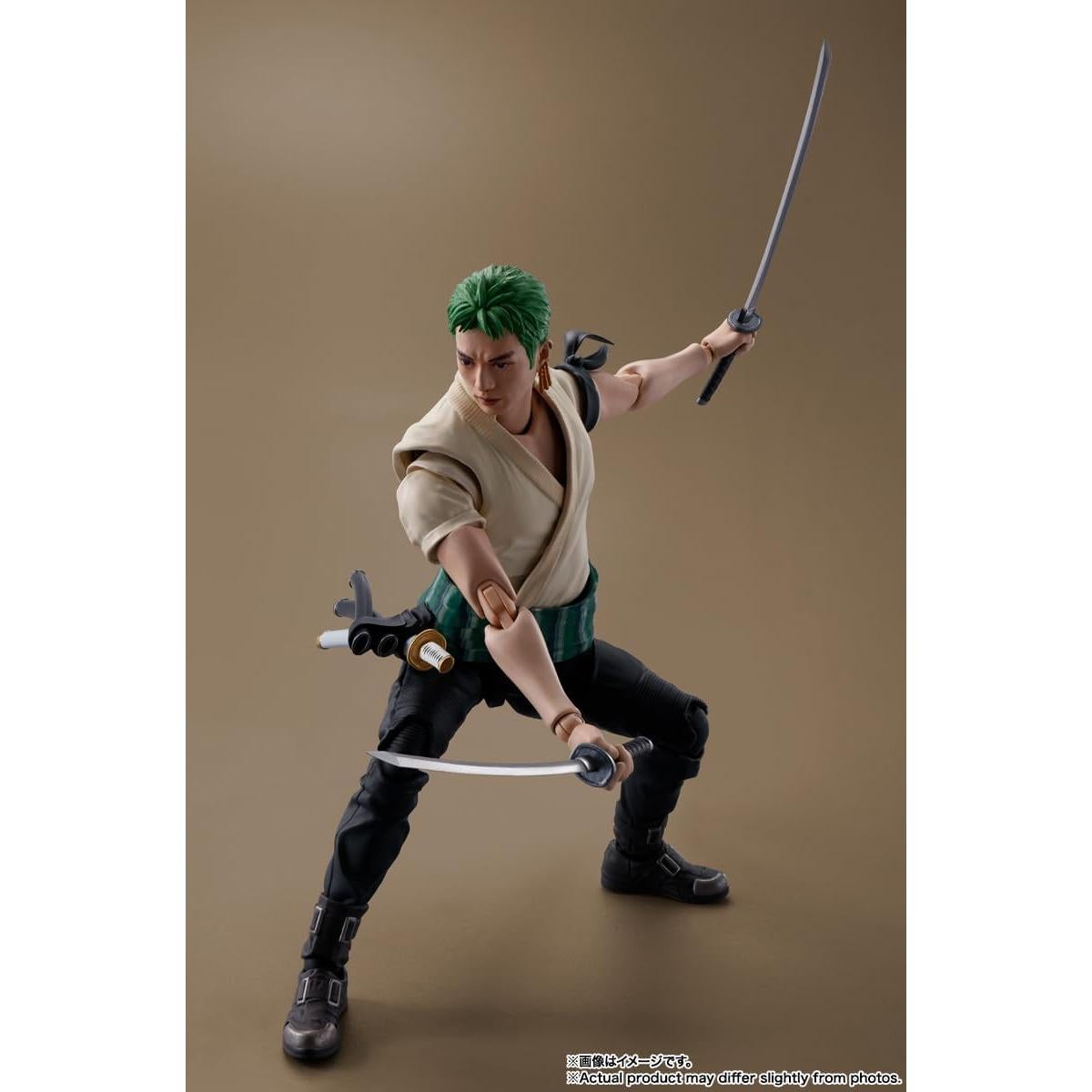 Figura de acción Roronoa Zoro S.H.Figuarts Bandai 14.5 cm