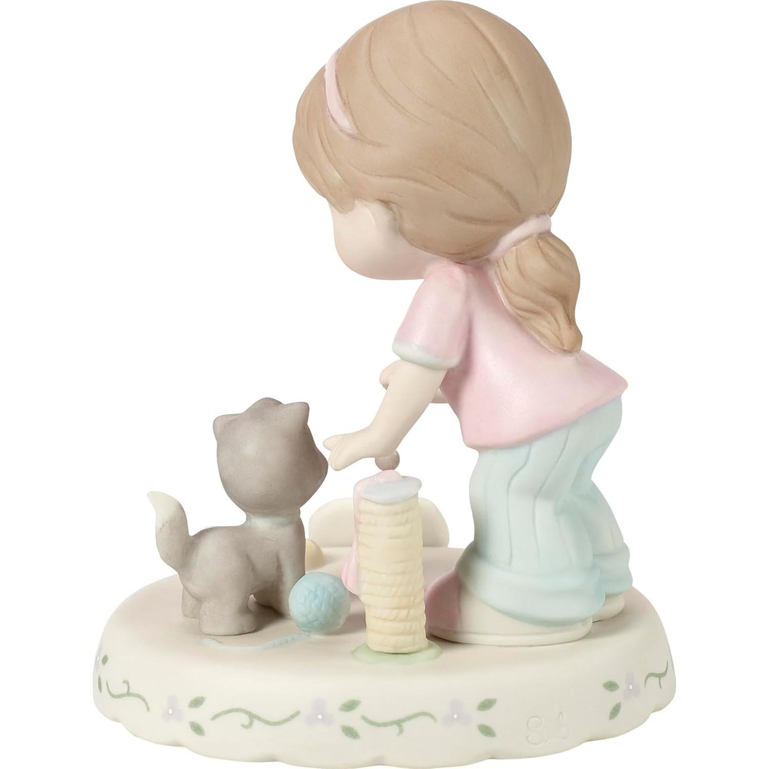 Figurita de Porcelana Momentos Preciosos Niña 7 años con Gato