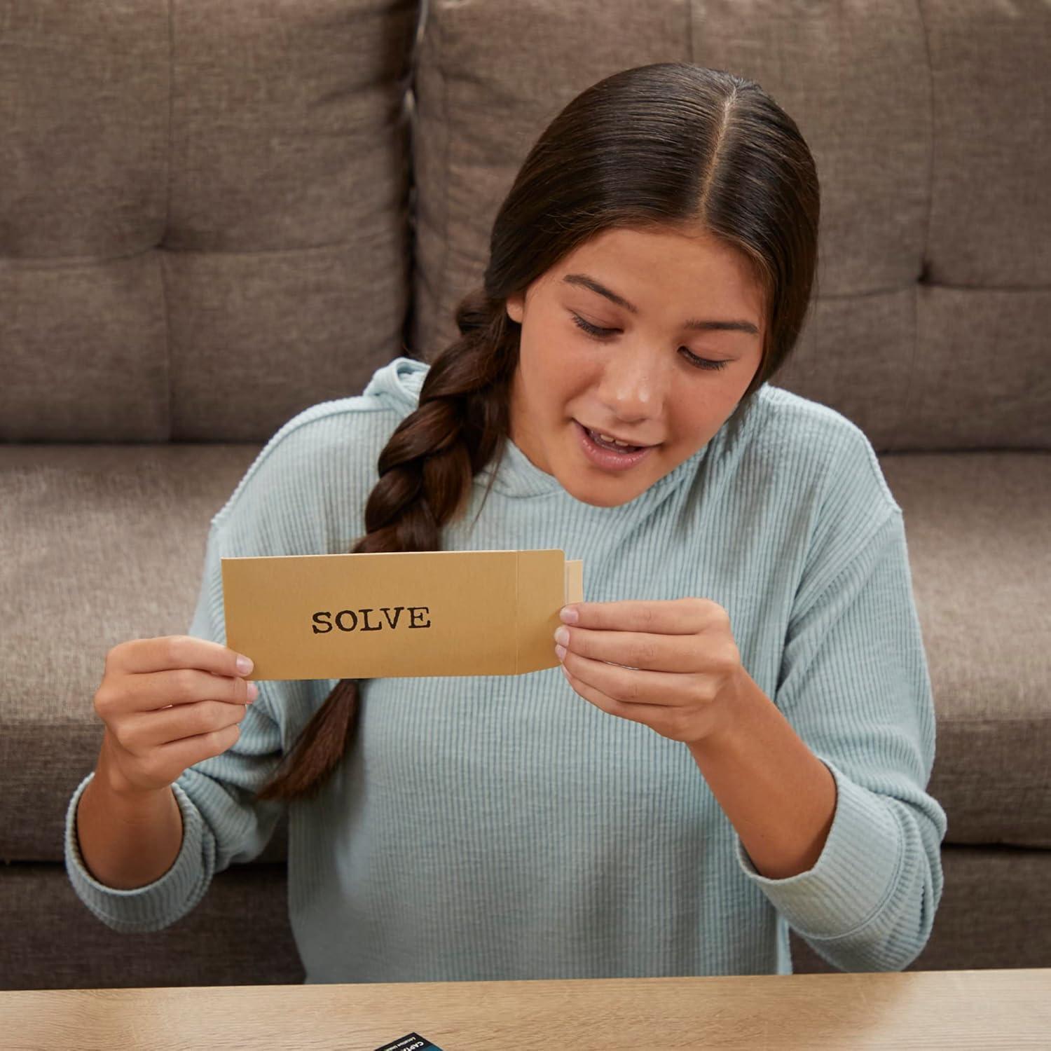 Juego de Mesa Clue Hasbro Sabotaje en los Mares Altos